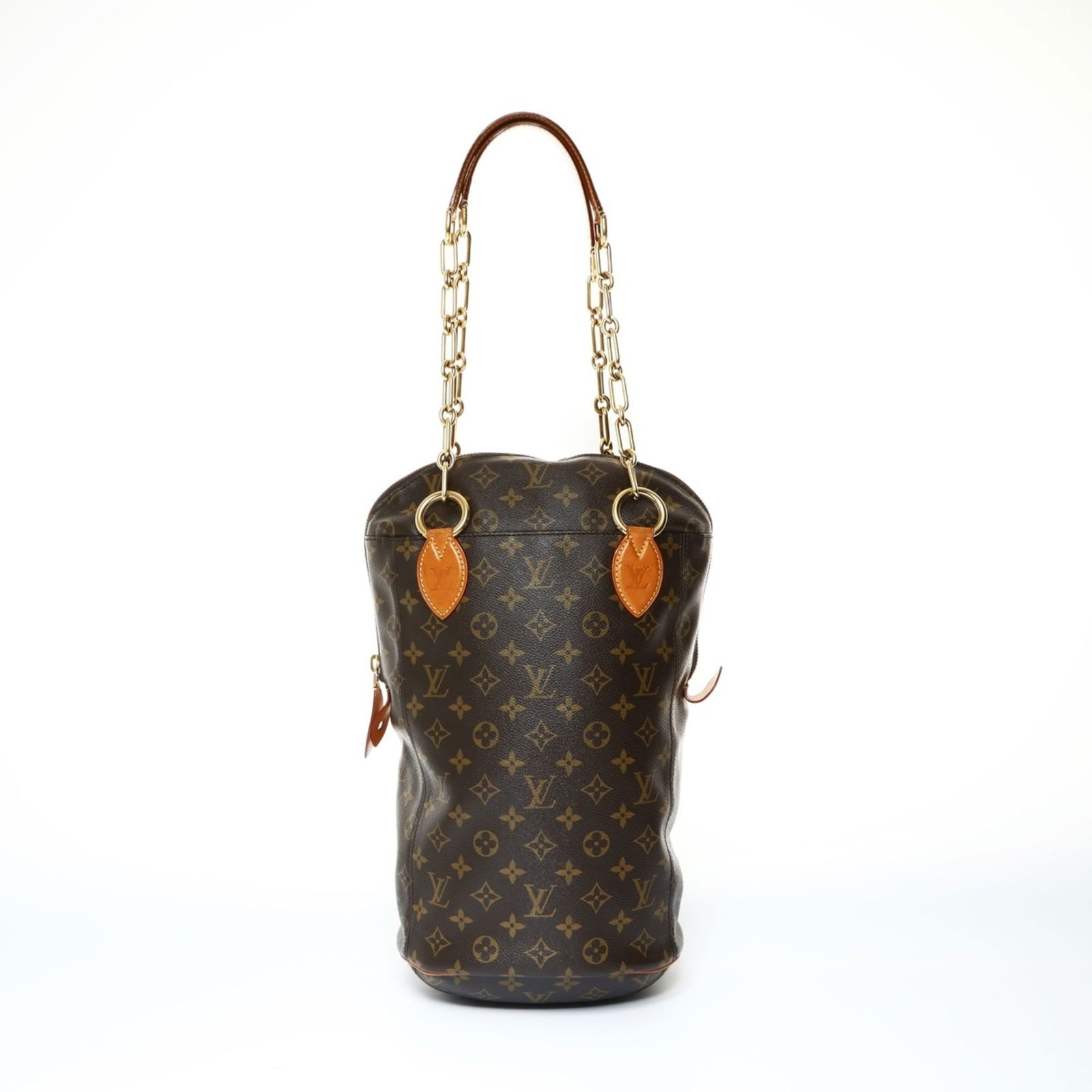 Monogram Louis Vuitton Shoulder Bag: Monogram Louis Vuitton Shoulder Bag This listing features Monogram Louis Vuitton Shoulder Bag. Item specifics are provided below. Item Specifics: Brand: Louis Vuitton Type: Shoulder Bag Material: