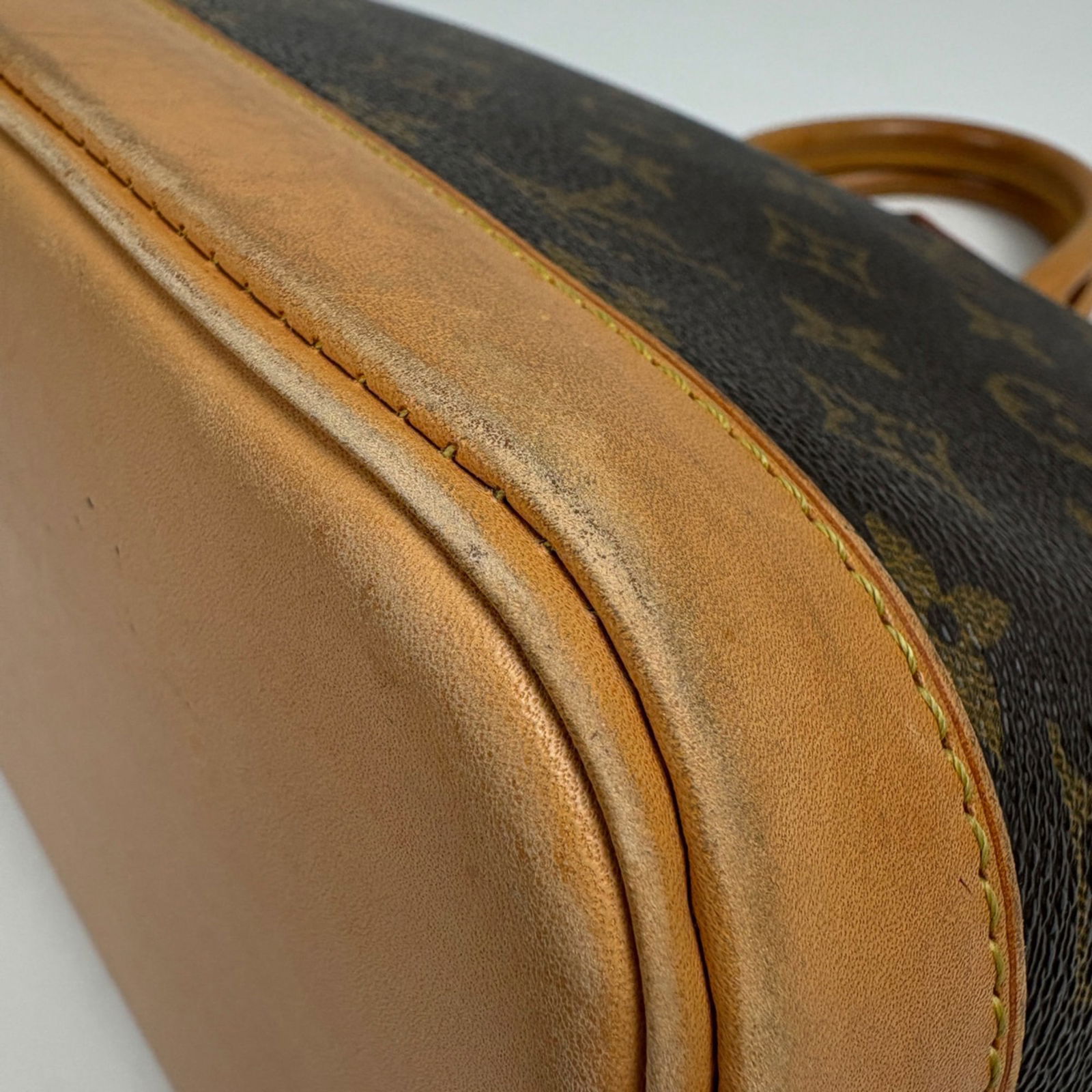 Monogram Louis Vuitton Handbag - 3