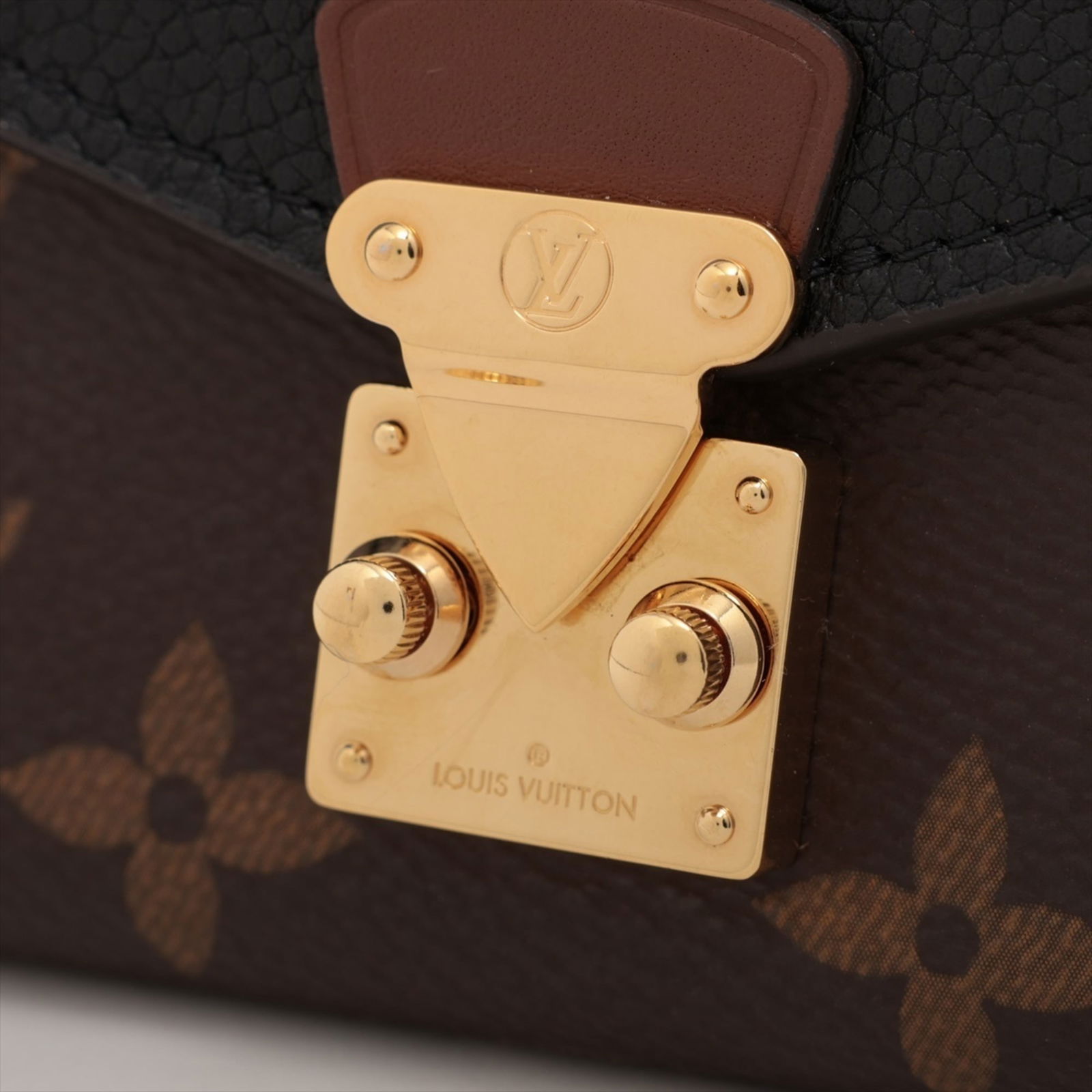 Monogram Louis Vuitton Wallet (Tri-Fold) - 10