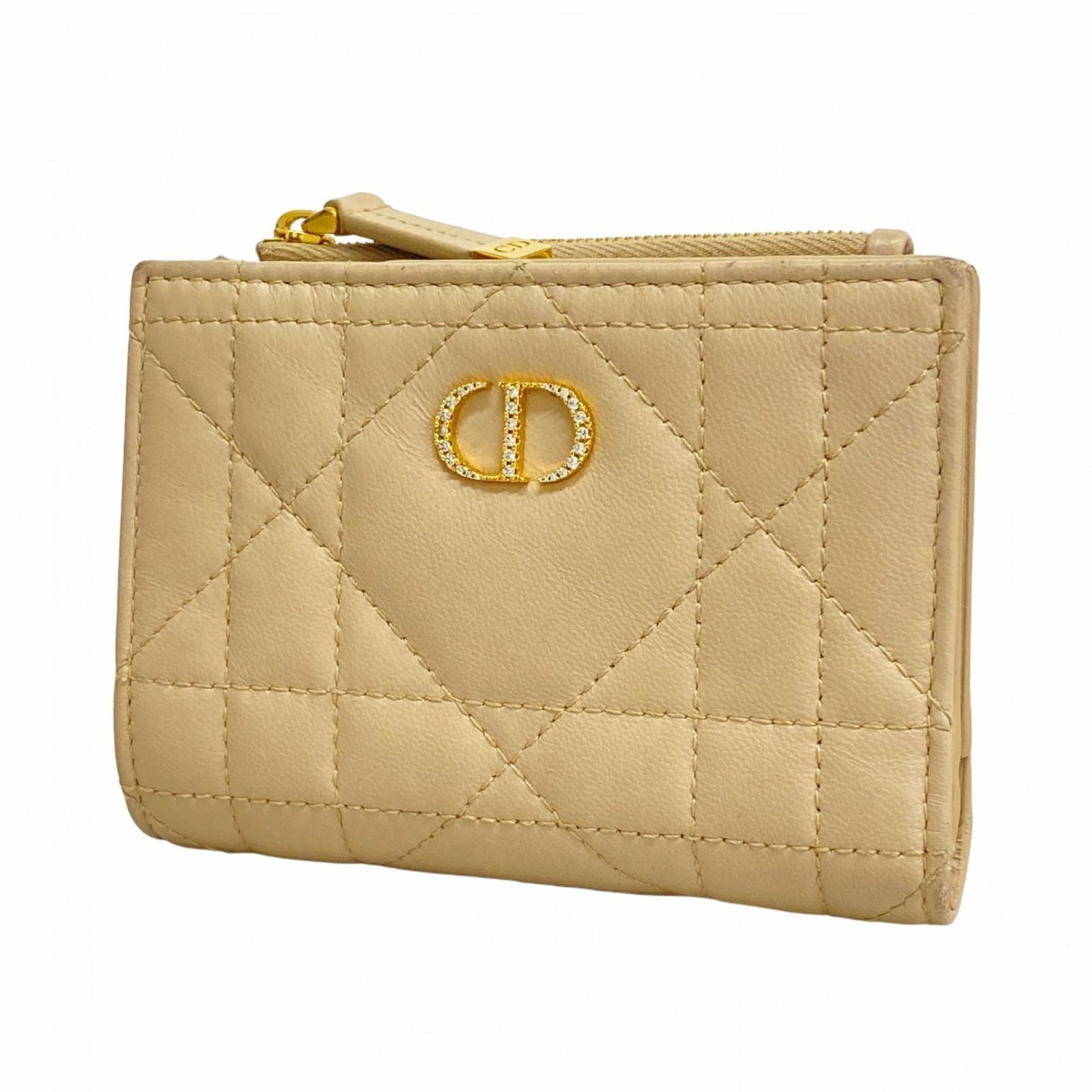 Leather Christian Dior Wallet (Bi-Fold): Leather Christian Dior Wallet (Bi-Fold) This listing features Leather Christian Dior Wallet (Bi-Fold). Item specifics are provided below. Item Specifics: Brand: Christian Dior Type: Wallet (Bi-Fold) G