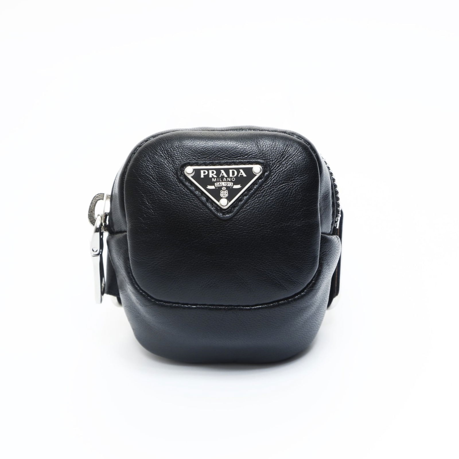 Leather Prada Pouch: Leather Prada Pouch This listing features Leather Prada Pouch. Item specifics are provided below. Item Specifics: Brand: Prada Type: Pouch Material: Leather Color: Black Gender: Women Size (Hxwxd): 8c