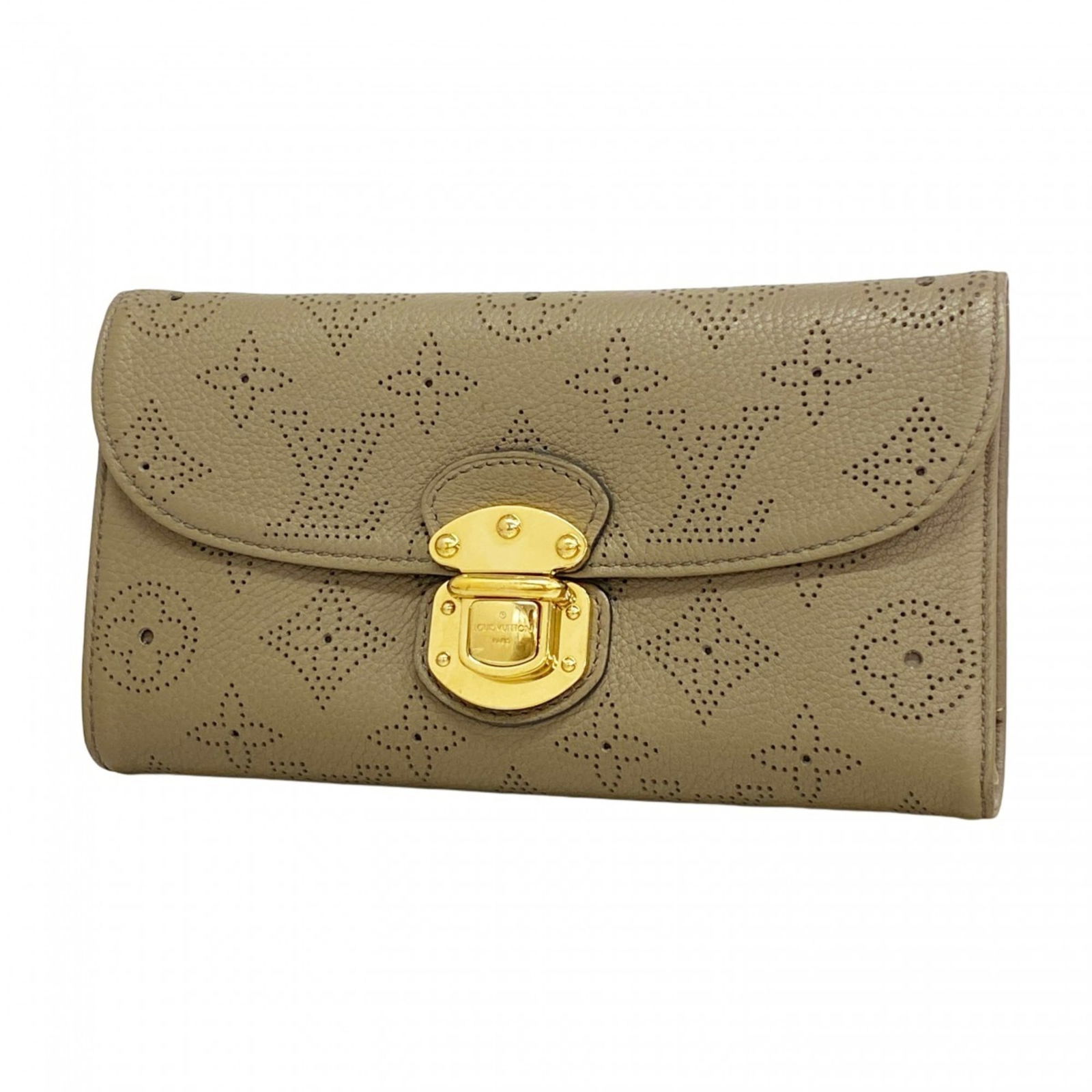 (Tri-Fold) Louis Vuitton Long Wallet: (Tri-Fold) Louis Vuitton Long Wallet This listing features (Tri-Fold) Louis Vuitton Long Wallet. Item specifics are provided below. Item Specifics: Brand: Louis Vuitton Type: Long Wallet (Tri-Fold) Ge