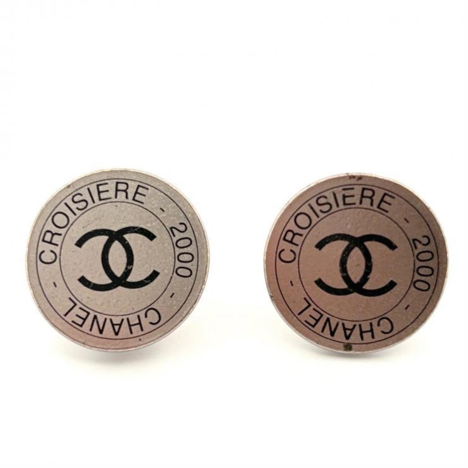 Earrings Chanel Clip: Earrings Chanel Clip This listing features Earrings Chanel Clip. Item specifics are provided below. Item Specifics: Brand: Chanel Type: Clip Earrings Gender: Women Season: Cruise Size (Hxwxd): 2.10mm