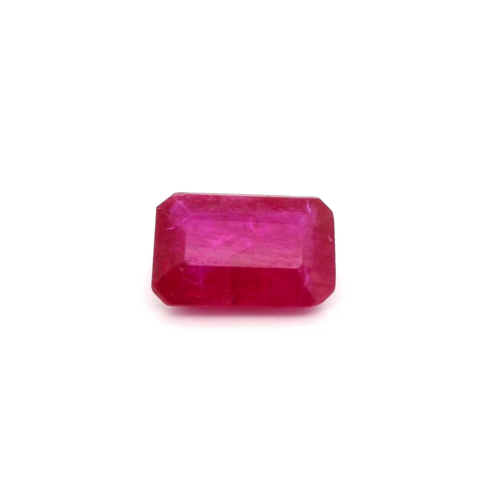 Loose Ruby Gemstone - GSI Octagonal 2.45ct Red MI: Loose Ruby Gemstone - GSI Octagonal 2.45ct Red MI This listing features Loose Ruby Gemstone - GSI Octagonal 2.45ct Red MI. Item specifics are provided below. Item Specifics: Type: Ruby Carat: 2.45 Cut