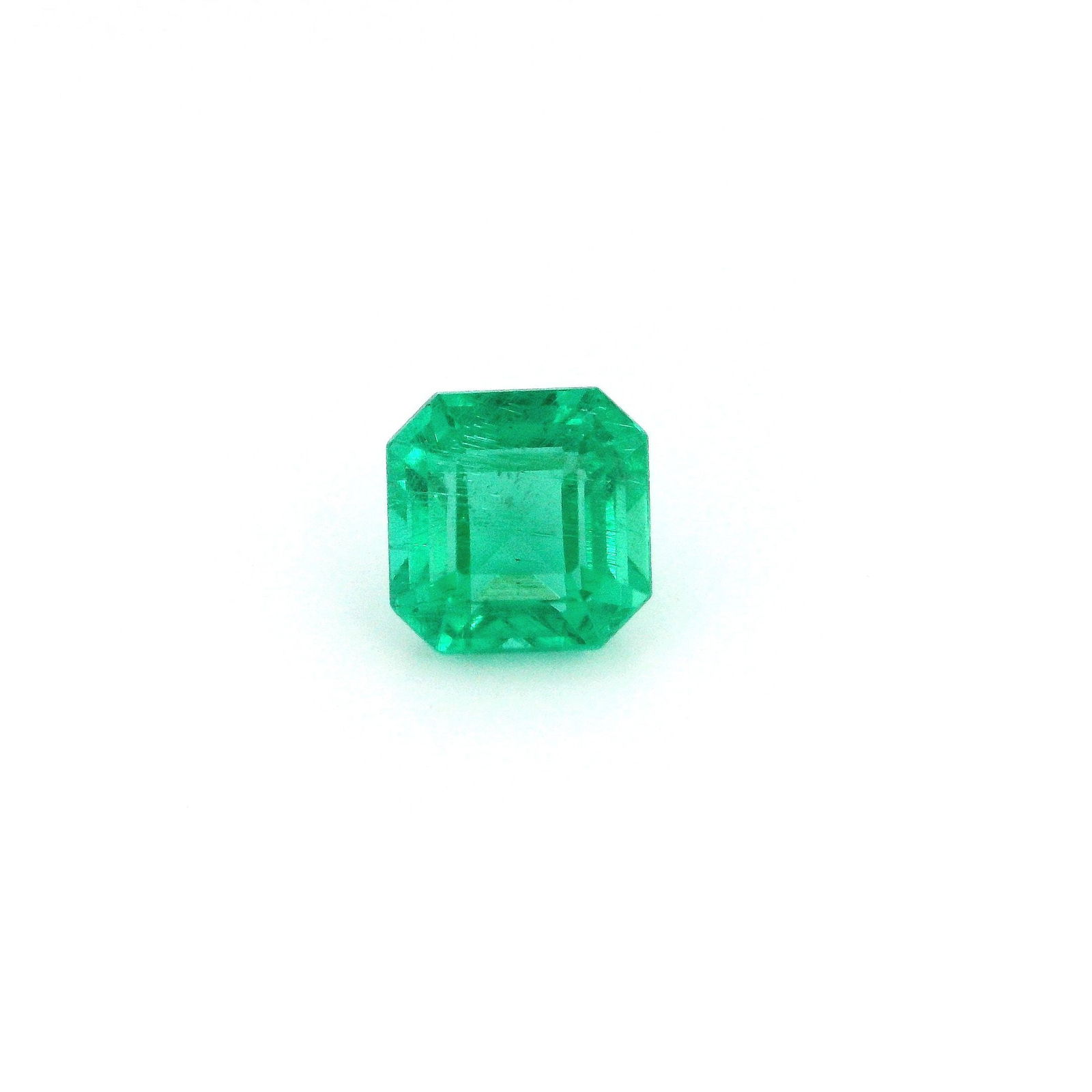Loose Emerald Gemstone - GSI Octagonal 1.23ct Green SI: Loose Emerald Gemstone - GSI Octagonal 1.23ct Green SI This listing features Loose Emerald Gemstone - GSI Octagonal 1.23ct Green SI. Item specifics are provided below. Item Specifics: Type: Emerald Ca