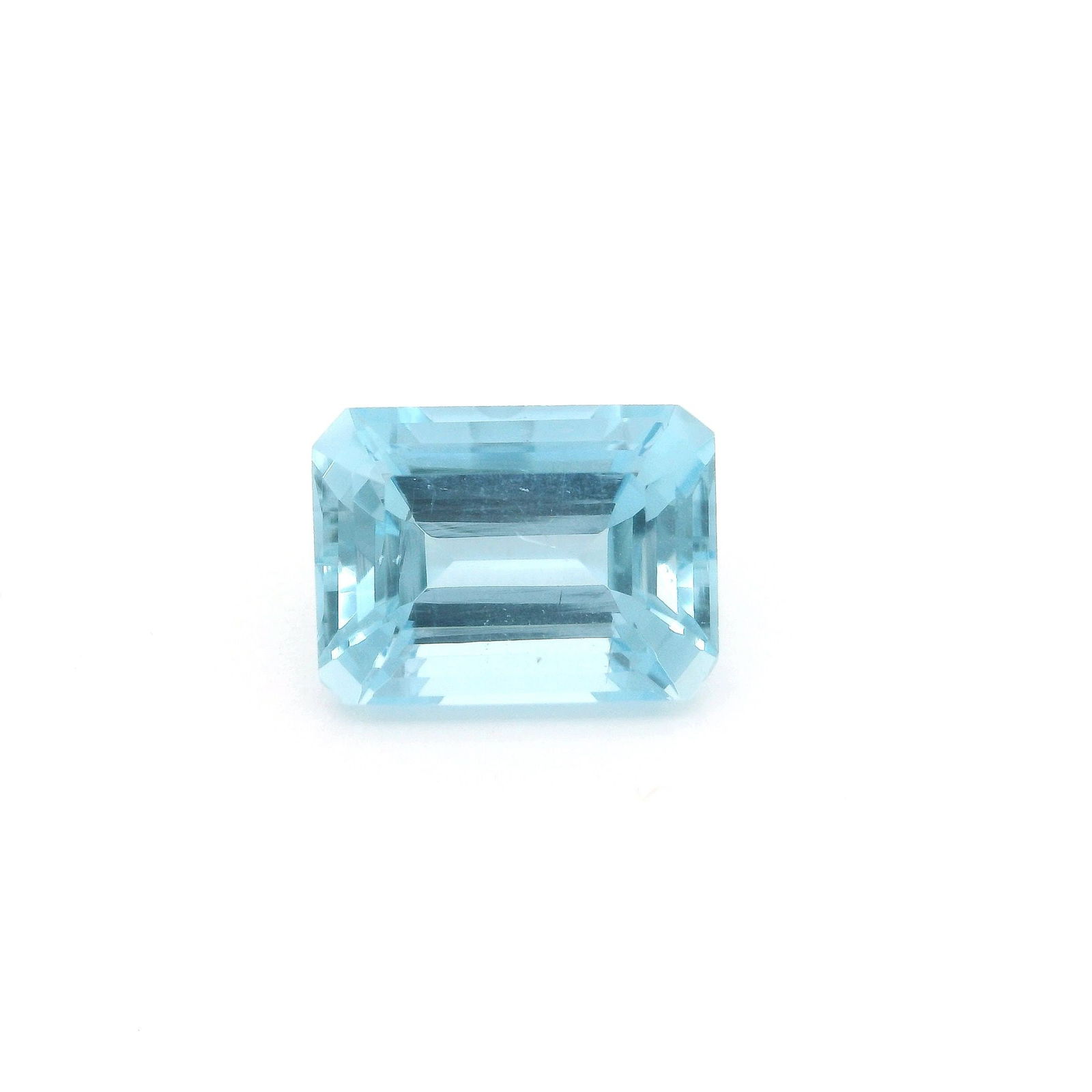 Loose Aquamarine Gemstone - GSI Octagonal 2.32ct Blue SI: Loose Aquamarine Gemstone - GSI Octagonal 2.32ct Blue SI This listing features Loose Aquamarine Gemstone - GSI Octagonal 2.32ct Blue SI. Item specifics are provided below. Item Specifics: Type: Aquama