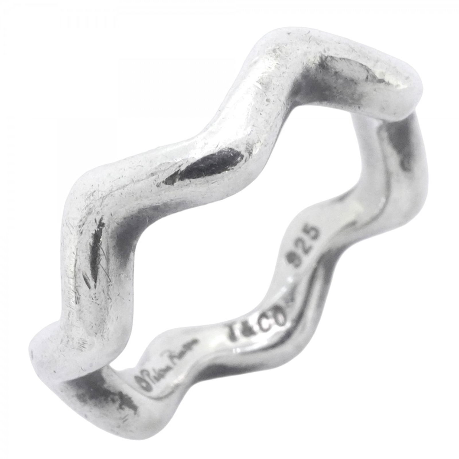 925 Tiffany Band Ring Silver: 925 Tiffany Band Ring Silver This listing features 925 Tiffany Band Ring Silver. Item specifics are provided below. Item Specifics: Brand: Tiffany Type: Band Ring Gender: Women Material: Silver 925