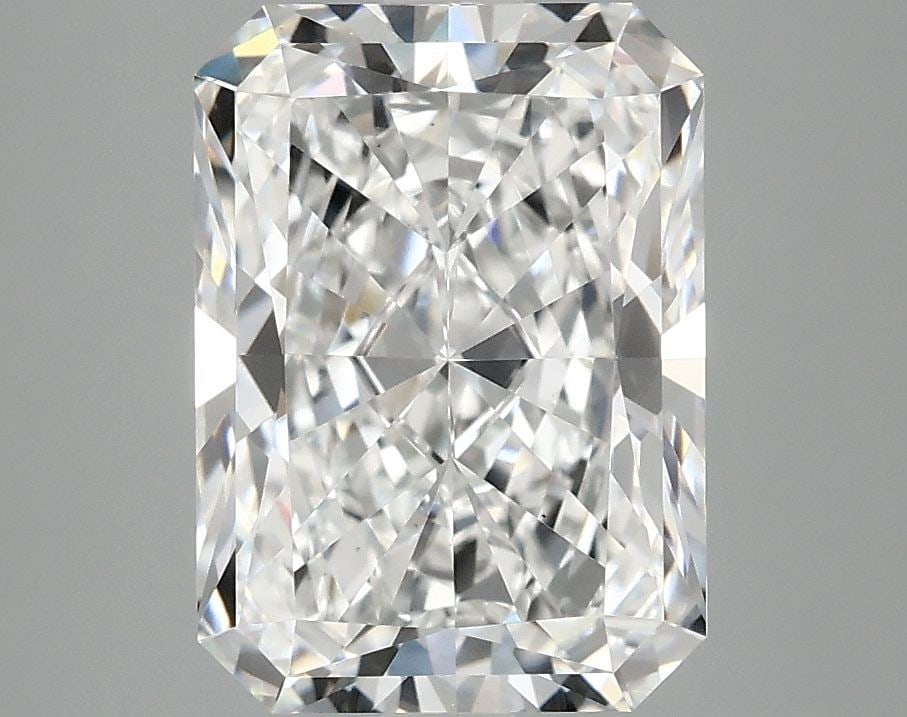Loose Lab Diamond - IGI Radiant 3.44ct E VS1: Loose Lab Diamond - IGI Radiant 3.44ct E VS1 This listing features Loose Lab Diamond - IGI Radiant 3.44ct E VS1. Item specifics are provided below. Item Specifics: Source: This Is A Real Diamond Grown