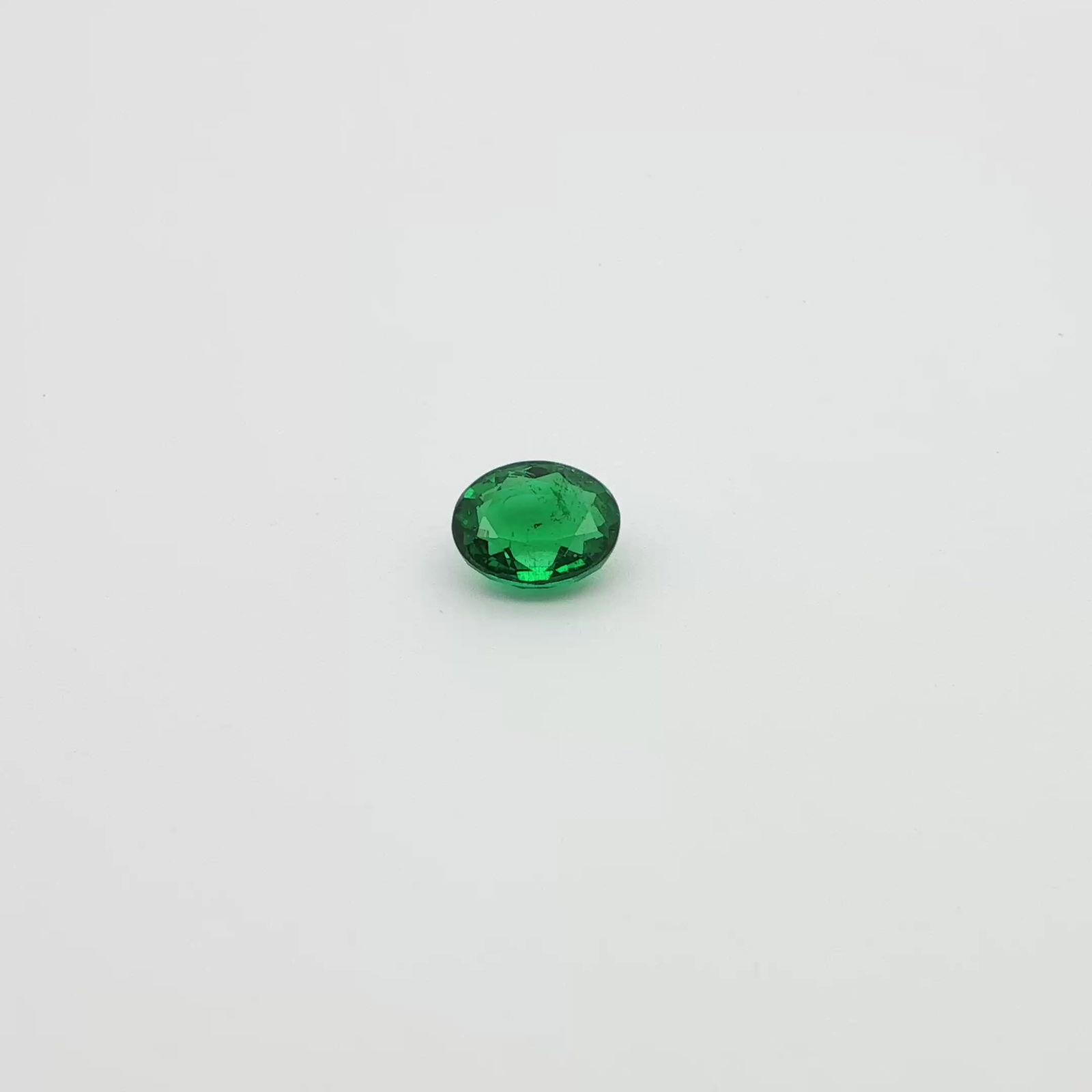 Loose Emerald Gemstone - GSI Oval 1.82ct Green MI: Loose Emerald Gemstone - GSI Oval 1.82ct Green MI This listing features Loose Emerald Gemstone - GSI Oval 1.82ct Green MI. Item specifics are provided below. Item Specifics: Type: Emerald Carat: 1.82