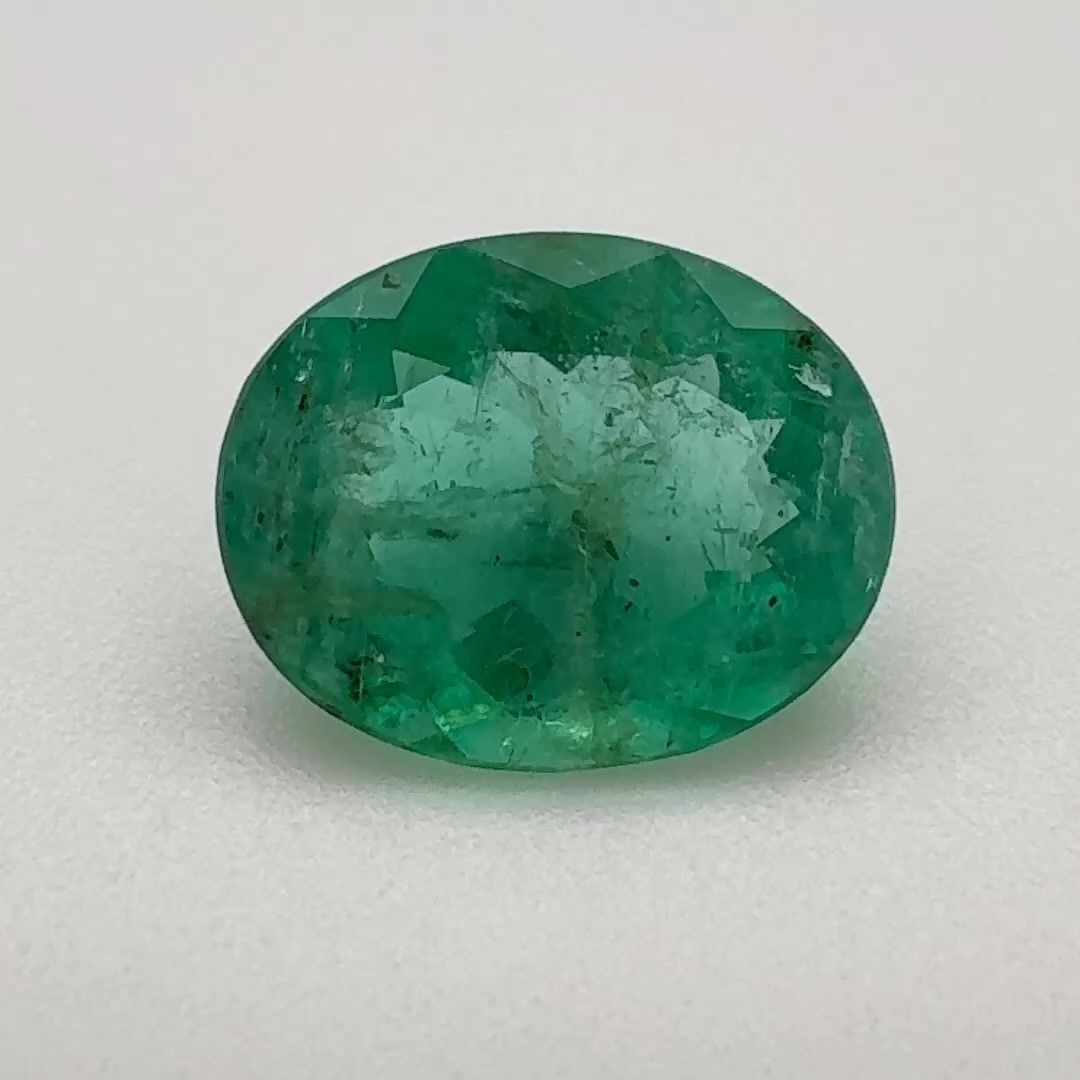 Loose Emerald Gemstone - Oval 2.66ct Green MI (1 of 1)