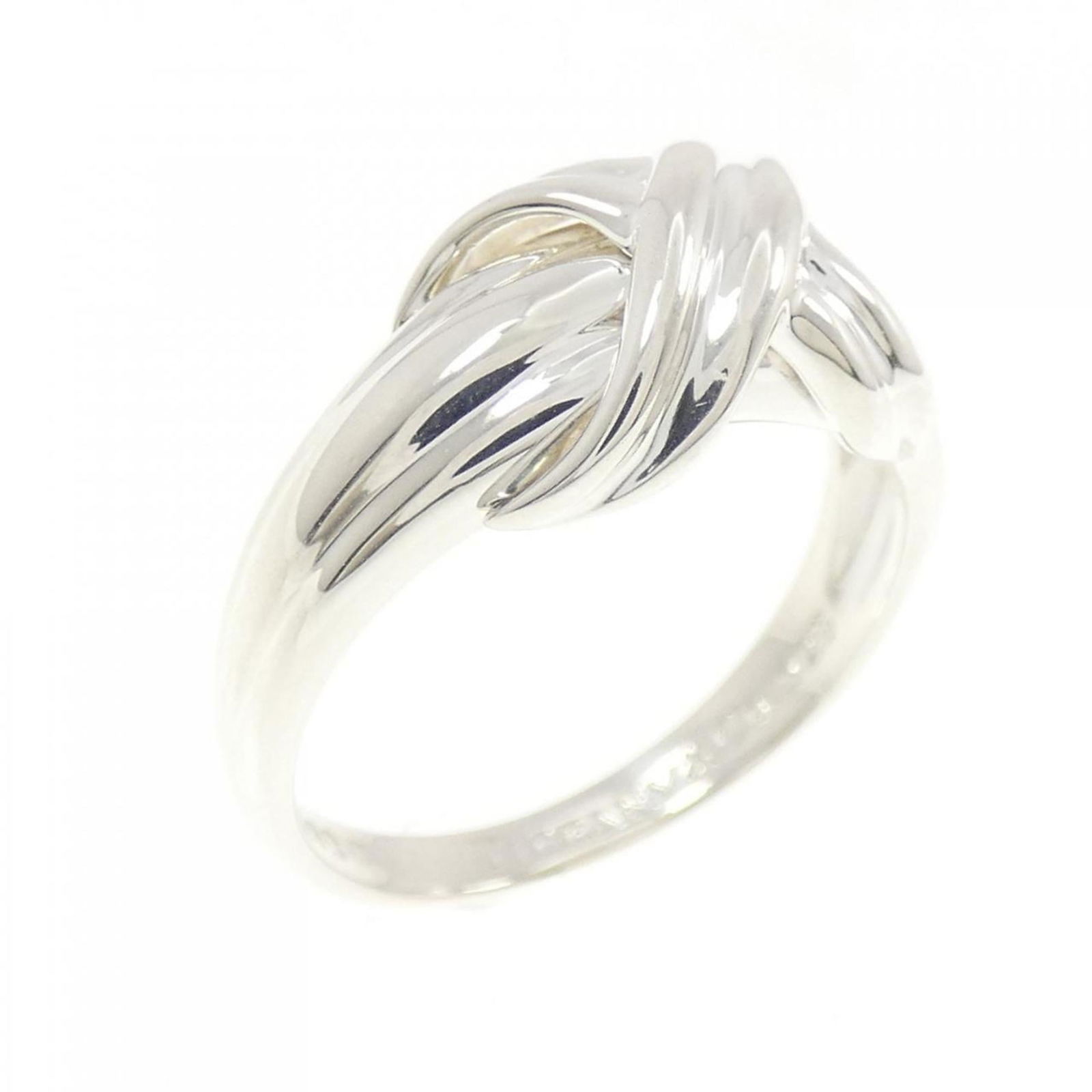 925 Tiffany Band Ring Silver: 925 Tiffany Band Ring Silver This listing features 925 Tiffany Band Ring Silver. Item specifics are provided below. Item Specifics: Brand: Tiffany Type: Band Ring Gender: Women Color: Silver Material: