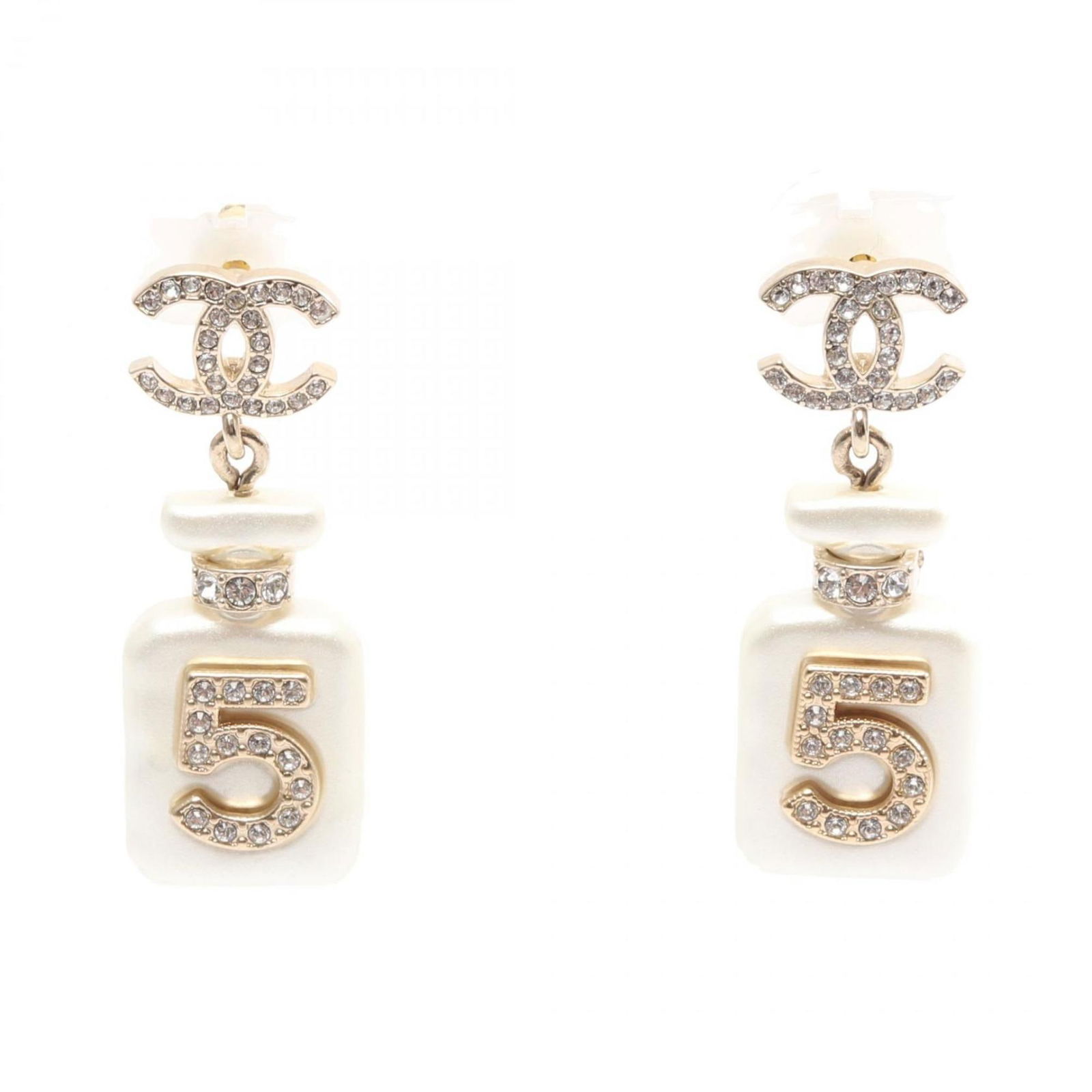 Plastic - Chanel Stud Earrings Gold Plating: Plastic - Chanel Stud Earrings Gold Plating This listing features Plastic - Chanel Stud Earrings Gold Plating. Item specifics are provided below. Item Specifics: Brand: Chanel Type: Stud Earrings Gend