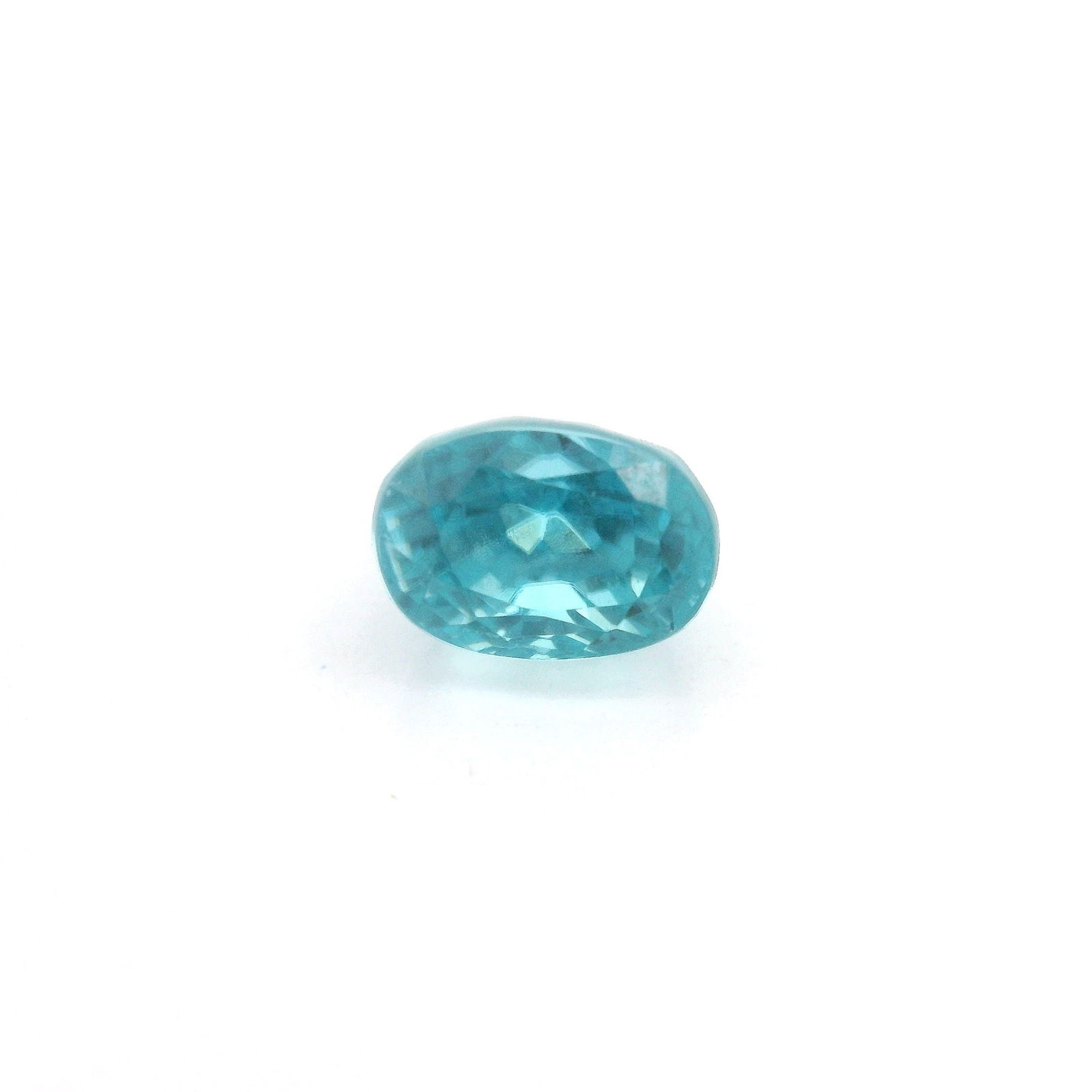 Loose Zircon Gemstone - GSI Oval 2.89ct Blue EC: Loose Zircon Gemstone - GSI Oval 2.89ct Blue EC This listing features Loose Zircon Gemstone - GSI Oval 2.89ct Blue EC. Item specifics are provided below. Item Specifics: Type: Zircon Carat: 2.89 Cut: