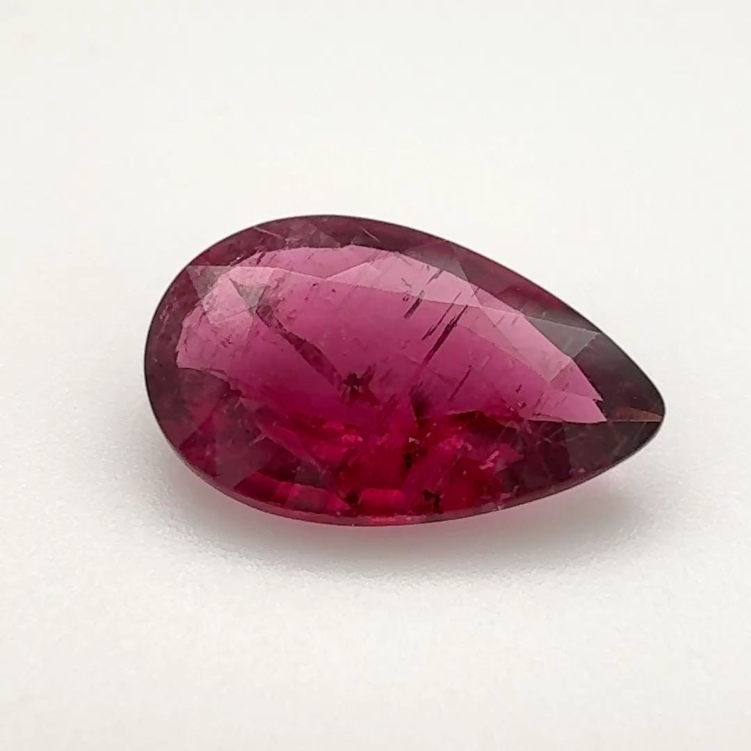Loose Tourmaline Gemstone - Pear 2.94ct Pink SI: Loose Tourmaline Gemstone - Pear 2.94ct Pink SI This listing features Loose Tourmaline Gemstone - Pear 2.94ct Pink SI. Item specifics are provided below. Item Specifics: Type: Tourmaline Carat: 2.94 C