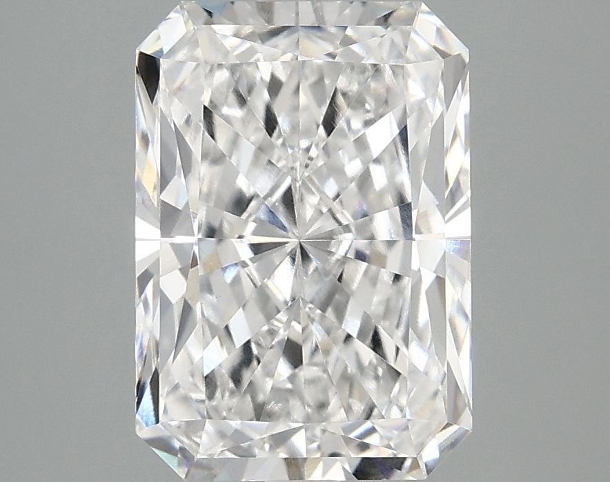 Loose Lab Diamond - IGI Radiant 3.07ct E VVS2: Loose Lab Diamond - IGI Radiant 3.07ct E VVS2 This listing features Loose Lab Diamond - IGI Radiant 3.07ct E VVS2. Item specifics are provided below. Item Specifics: Source: This Is A Real Diamond Gro