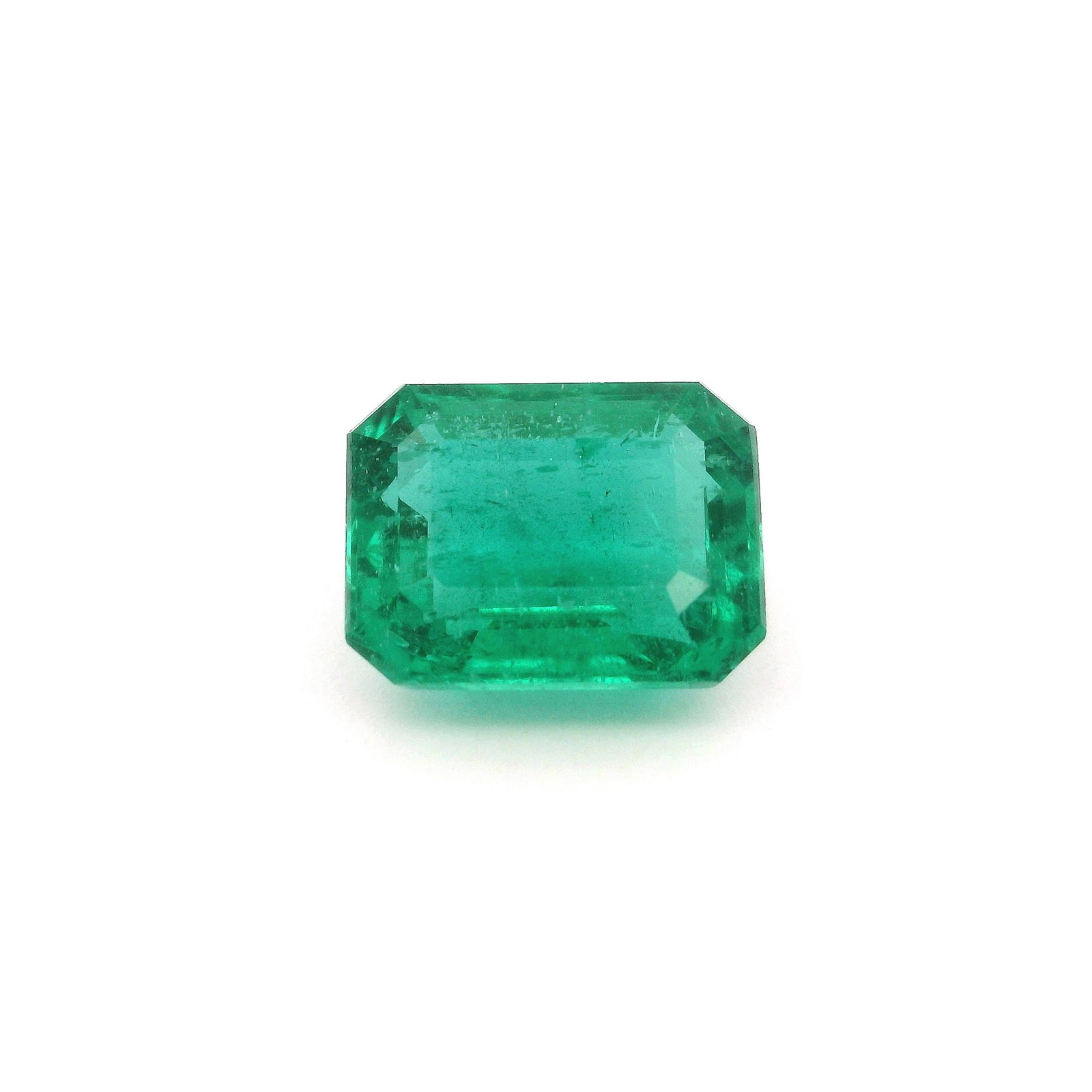 Loose Emerald Gemstone - GSI Octagonal 4.3ct Green SI: Loose Emerald Gemstone - GSI Octagonal 4.3ct Green SI This listing features Loose Emerald Gemstone - GSI Octagonal 4.3ct Green SI. Item specifics are provided below. Item Specifics: Type: Emerald Cara