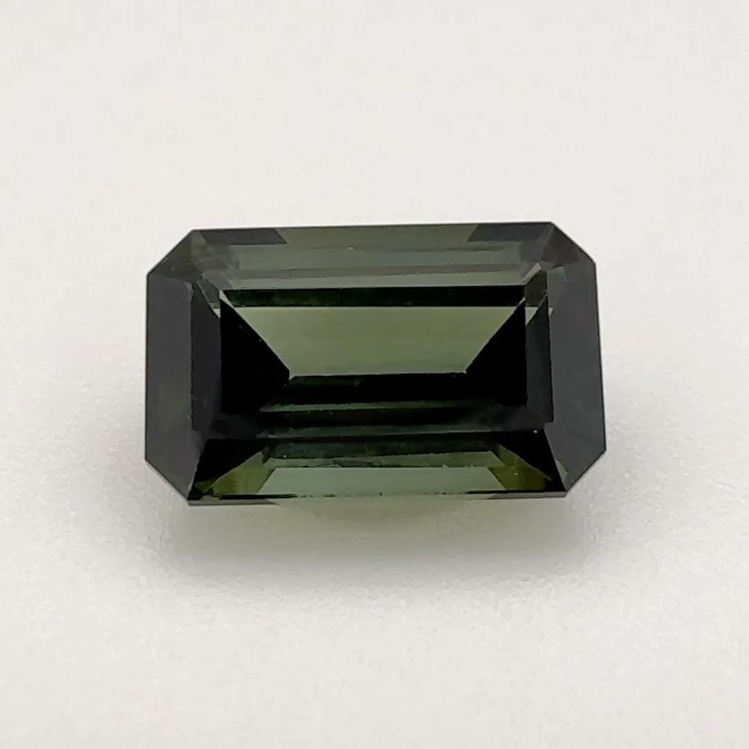 Loose Tourmaline Gemstone - Octagonal 2.275ct Green EC (1 of 1)