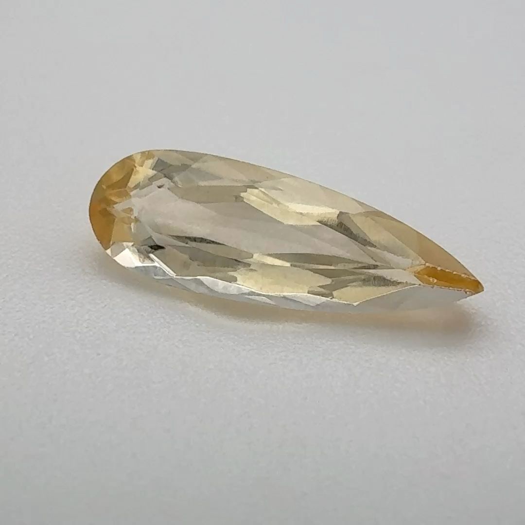Loose Topaz Gemstone - Pear 1.725ct Yellow EC: Loose Topaz Gemstone - Pear 1.725ct Yellow EC This listing features Loose Topaz Gemstone - Pear 1.725ct Yellow EC. Item specifics are provided below. Item Specifics: Type: Topaz Carat: 1.725 Cut: Face