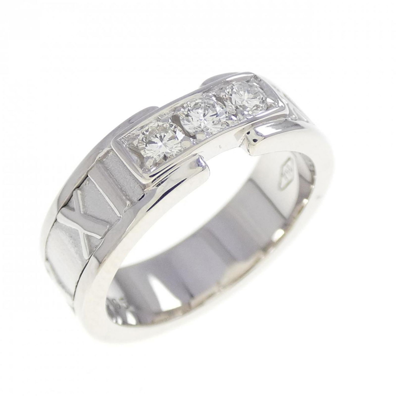 (18K) Tiffany Band Ring White Gold: (18K) Tiffany Band Ring White Gold This listing features (18K) Tiffany Band Ring White Gold. Item specifics are provided below. Item Specifics: Brand: Tiffany Type: Band Ring Gender: Women Material: W