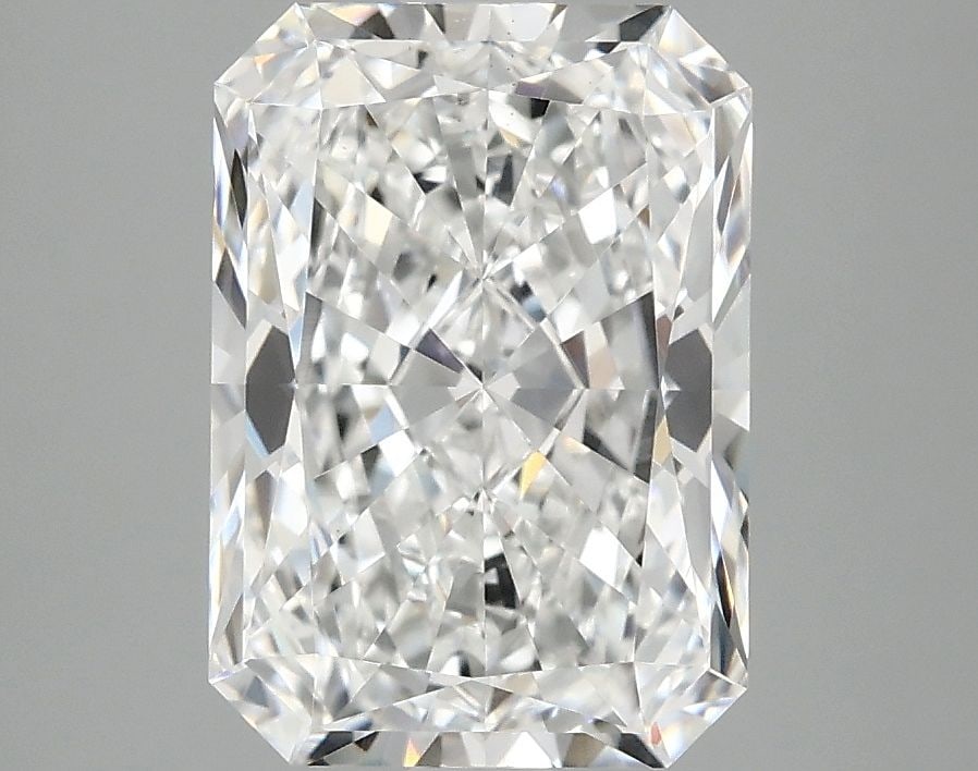 Loose Lab Diamond - IGI Radiant 3.09ct E VS1: Loose Lab Diamond - IGI Radiant 3.09ct E VS1 This listing features Loose Lab Diamond - IGI Radiant 3.09ct E VS1. Item specifics are provided below. Item Specifics: Source: This Is A Real Diamond