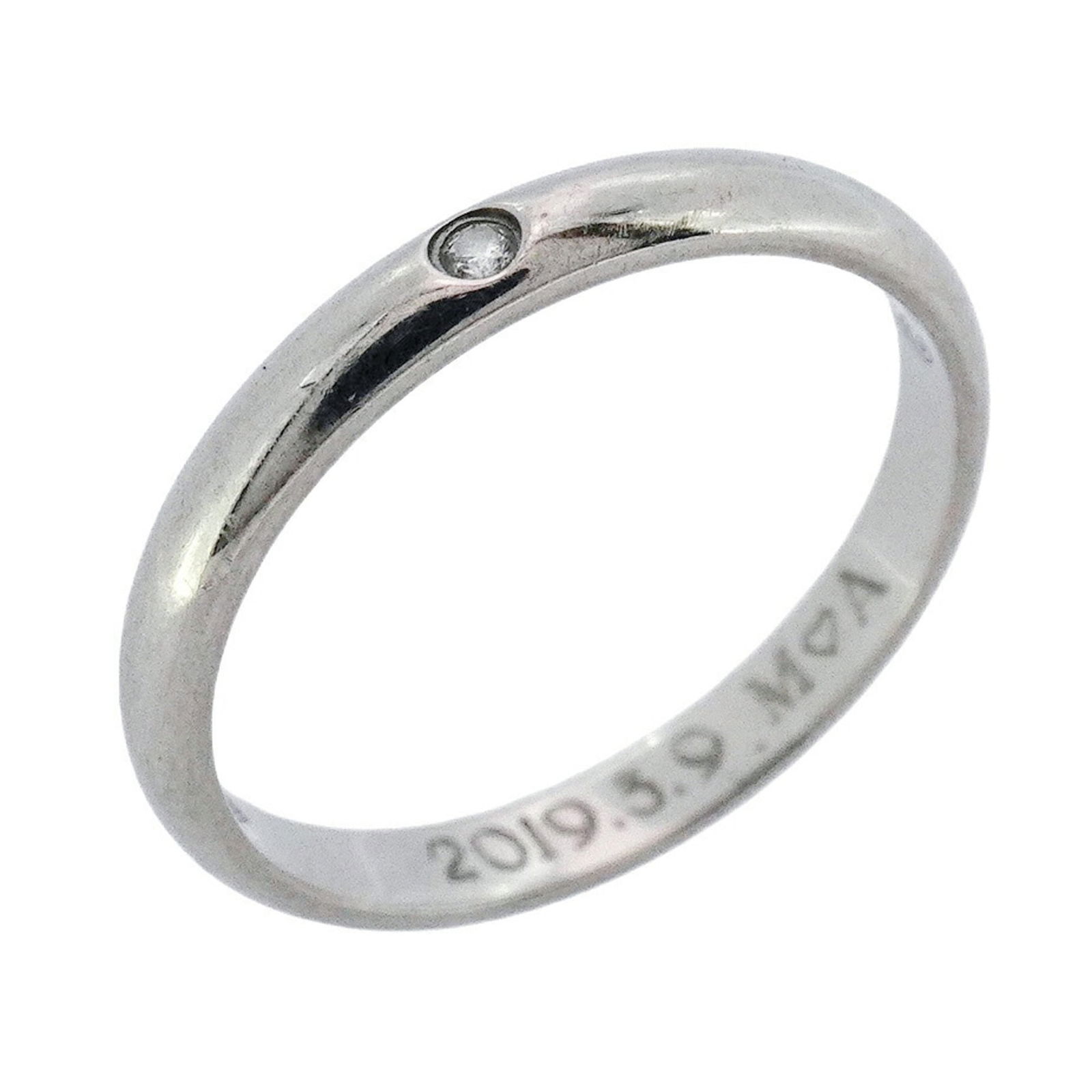 950 Cartier Band Ring Platinum: 950 Cartier Band Ring Platinum This listing features 950 Cartier Band Ring Platinum. Item specifics are provided below. Item Specifics: Brand: Cartier Type: Band Ring Gender: Women Material: Platinum