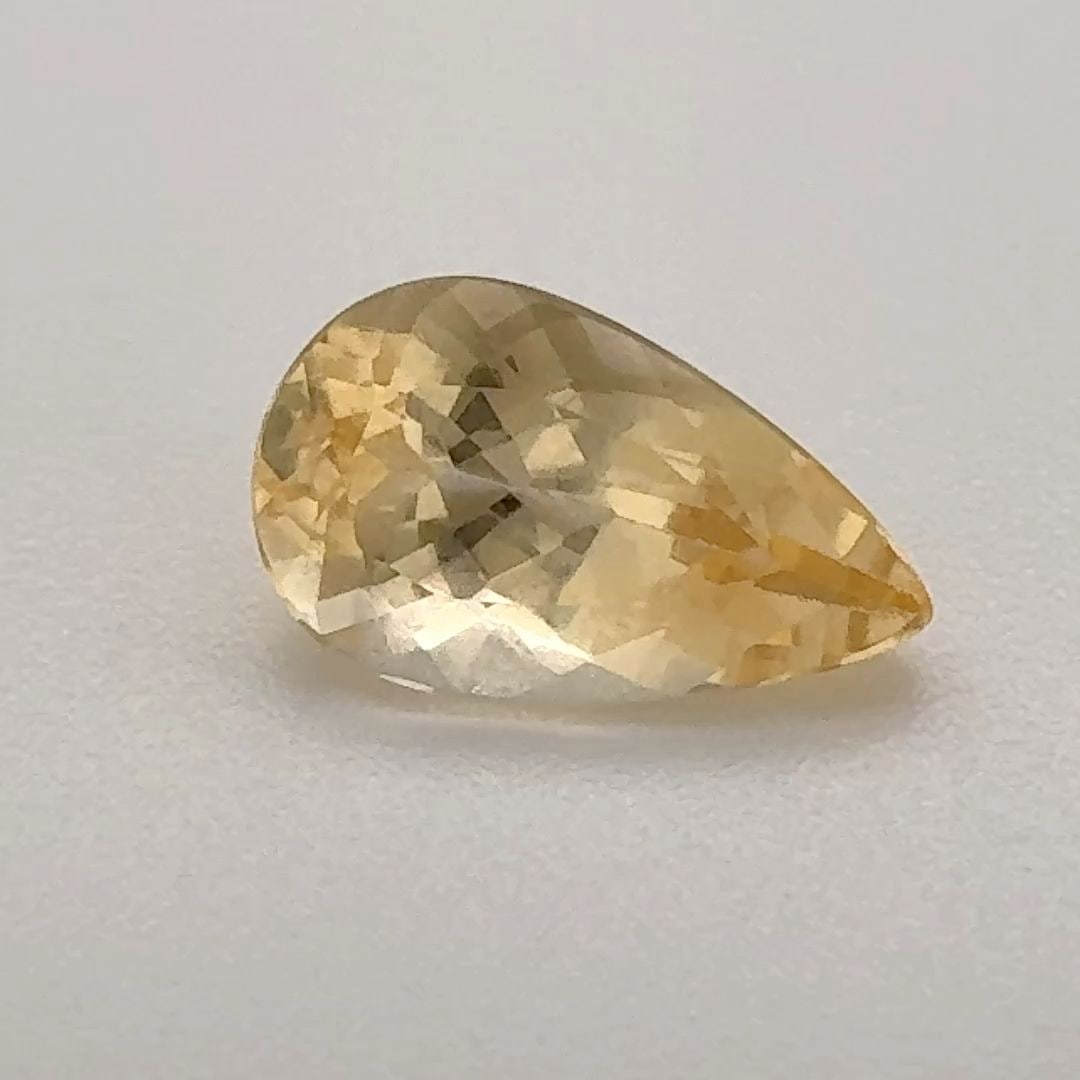 Loose Topaz Gemstone - Pear 1.295ct Yellow EC: Loose Topaz Gemstone - Pear 1.295ct Yellow EC This listing features Loose Topaz Gemstone - Pear 1.295ct Yellow EC. Item specifics are provided below. Item Specifics: Type: Topaz Carat: 1.295 Cut: Face