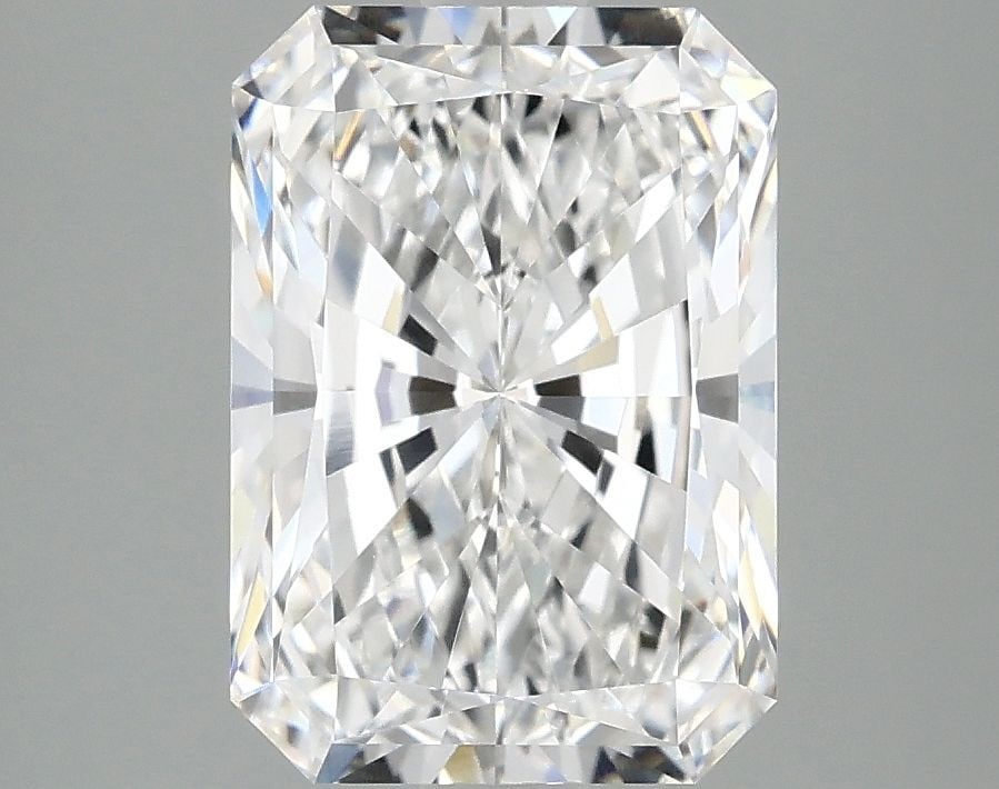 Loose Lab Diamond - IGI Radiant 3.02ct E VVS2: Loose Lab Diamond - IGI Radiant 3.02ct E VVS2 This listing features Loose Lab Diamond - IGI Radiant 3.02ct E VVS2. Item specifics are provided below. Item Specifics: Source: This Is A Real Diamond Gro