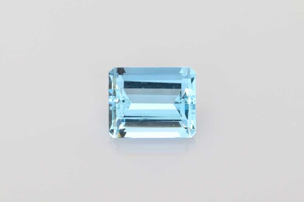 Loose Aquamarine Gemstone - Emerald 4.41ct Blue EC: Loose Aquamarine Gemstone - Emerald 4.41ct Blue EC This listing features Loose Aquamarine Gemstone - Emerald 4.41ct Blue EC. Item specifics are provided below. Item Specifics: Type: Aquamarine