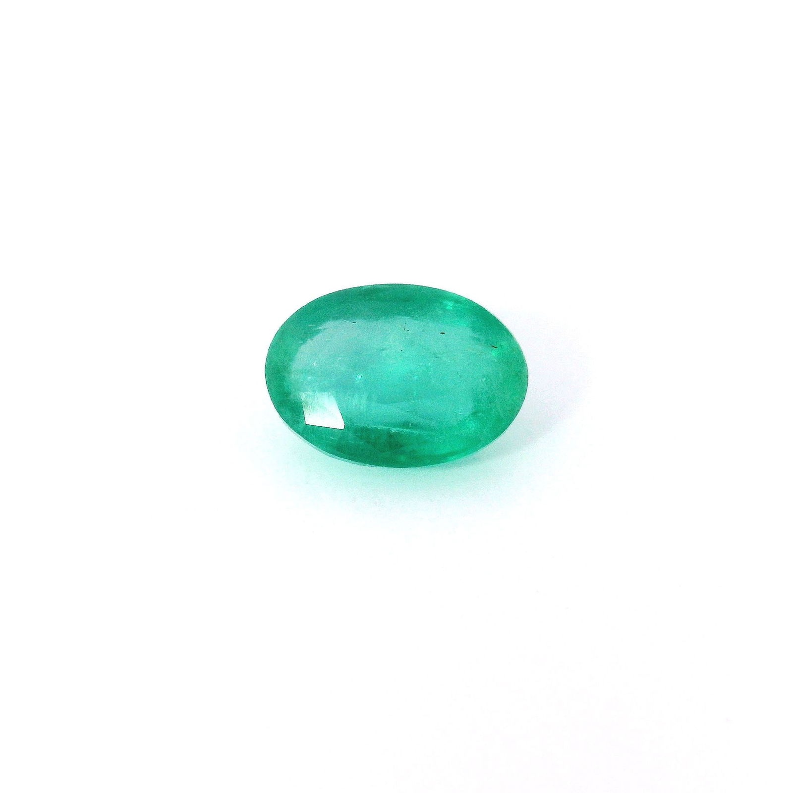 Loose Emerald Gemstone - GSI Oval 1.25ct Green MI: Loose Emerald Gemstone - GSI Oval 1.25ct Green MI This listing features Loose Emerald Gemstone - GSI Oval 1.25ct Green MI. Item specifics are provided below. Item Specifics: Type: Emerald Carat: 1.25