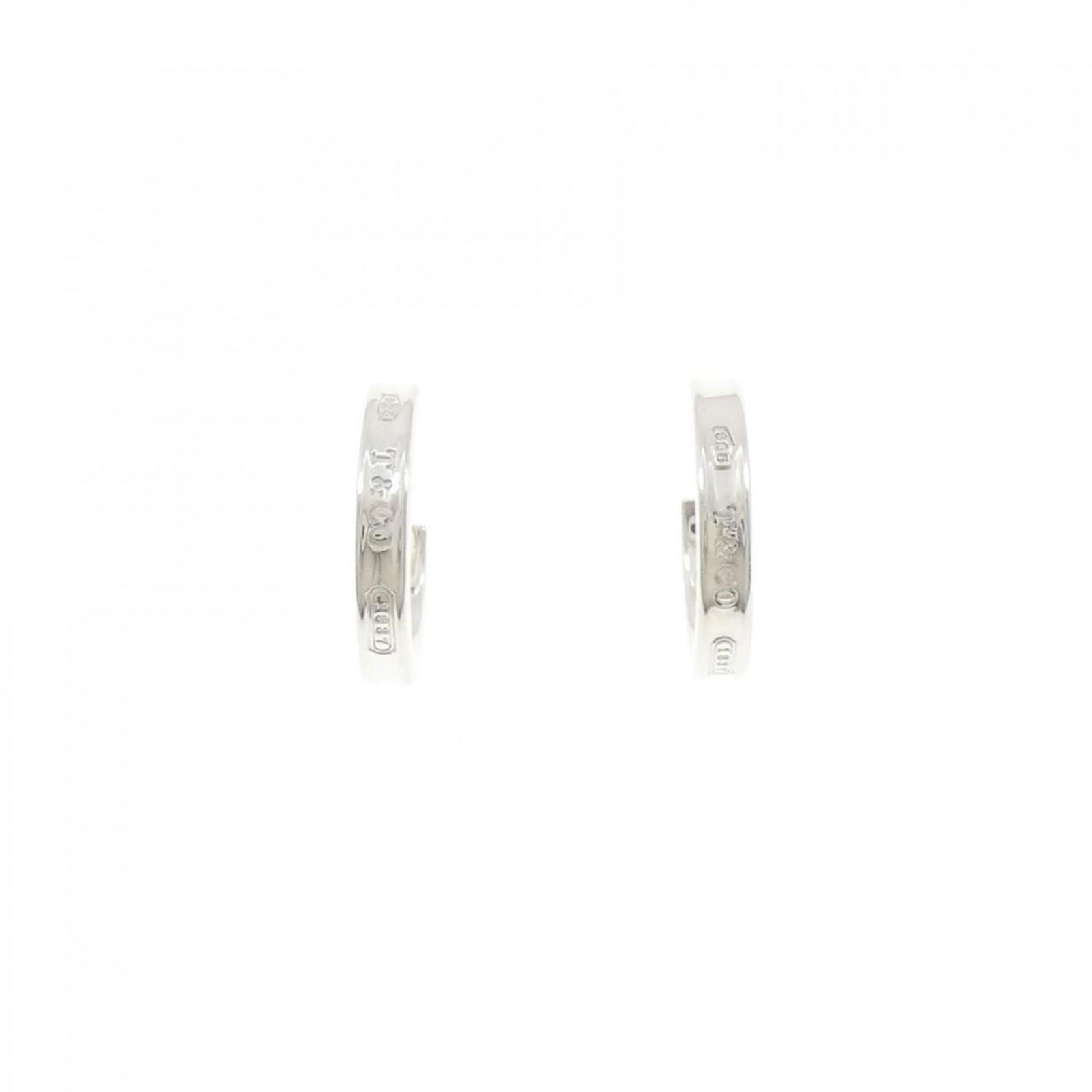 925 Tiffany Stud Earrings Silver: 925 Tiffany Stud Earrings Silver This listing features 925 Tiffany Stud Earrings Silver. Item specifics are provided below. Item Specifics: Brand: Tiffany Type: Stud Earrings Gender: Women Material: S