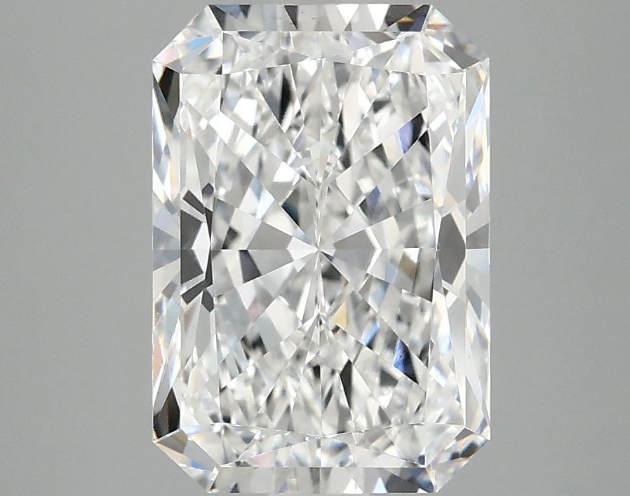 Loose Lab Diamond - IGI Radiant 3.1ct E VS1: Loose Lab Diamond - IGI Radiant 3.1ct E VS1 This listing features Loose Lab Diamond - IGI Radiant 3.1ct E VS1. Item specifics are provided below. Item Specifics: Source: This Is A Real Diamond Grown I