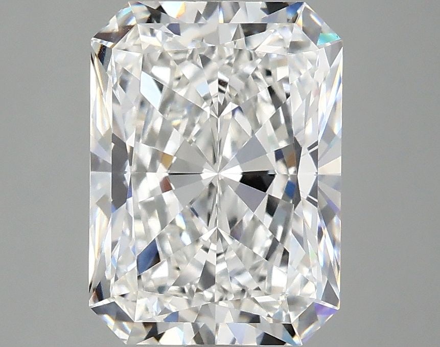 Loose Lab Diamond - IGI Radiant 3.09ct E VVS2: Loose Lab Diamond - IGI Radiant 3.09ct E VVS2 This listing features Loose Lab Diamond - IGI Radiant 3.09ct E VVS2. Item specifics are provided below. Item Specifics: Source: This Is A Real Diamond Gro