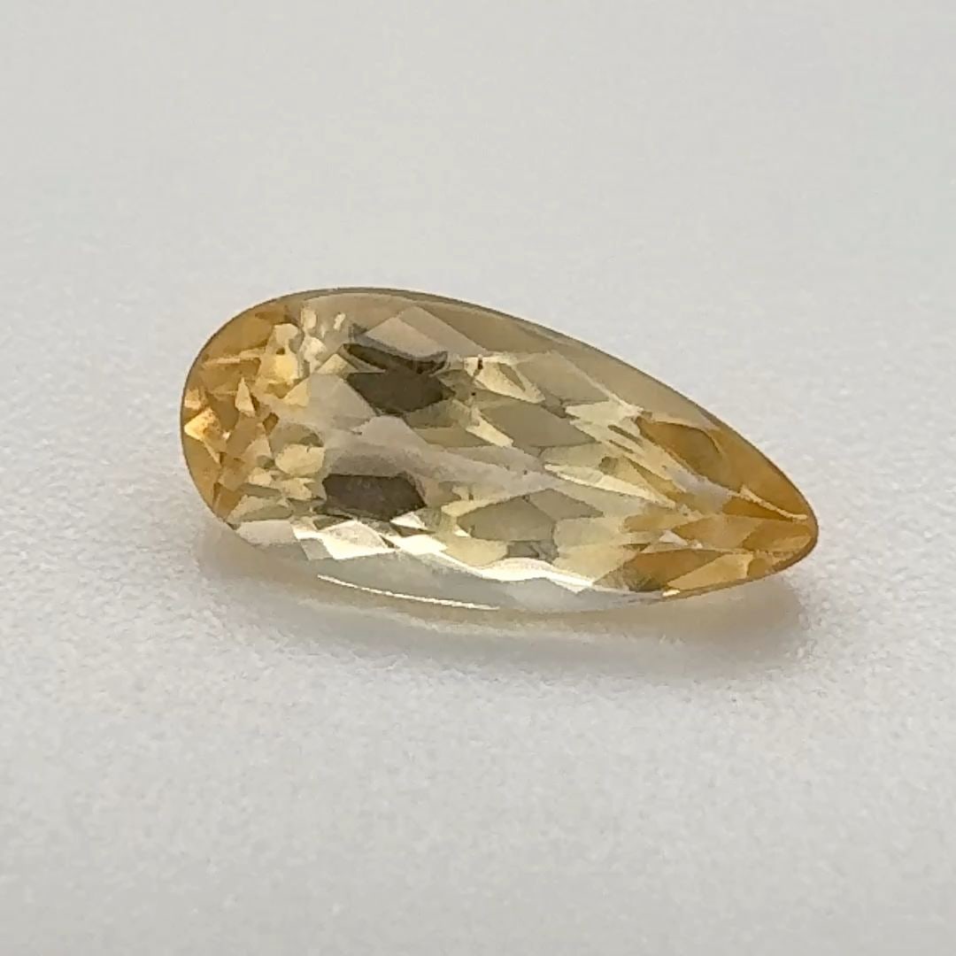 Loose Topaz Gemstone - Pear 1.0ct Yellow SI: Loose Topaz Gemstone - Pear 1.0ct Yellow SI This listing features Loose Topaz Gemstone - Pear 1.0ct Yellow SI. Item specifics are provided below. Item Specifics: Type: Topaz Carat: 1.0 Cut: Faceted