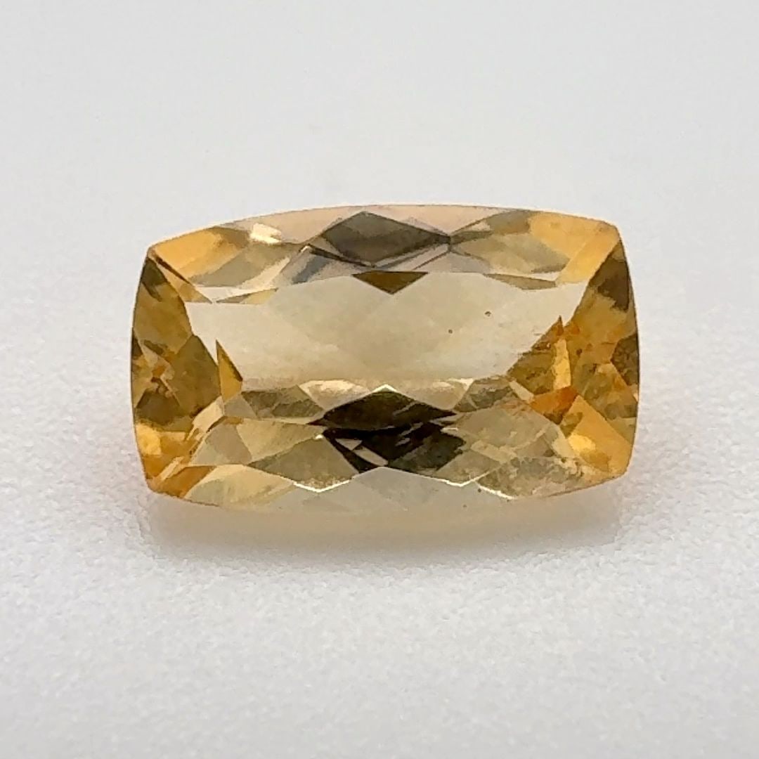 Loose Topaz Gemstone - Cushion 1.5ct Orange MI: Loose Topaz Gemstone - Cushion 1.5ct Orange MI This listing features Loose Topaz Gemstone - Cushion 1.5ct Orange MI. Item specifics are provided below. Item Specifics: Type: Topaz Carat: 1.5 Cut: Face