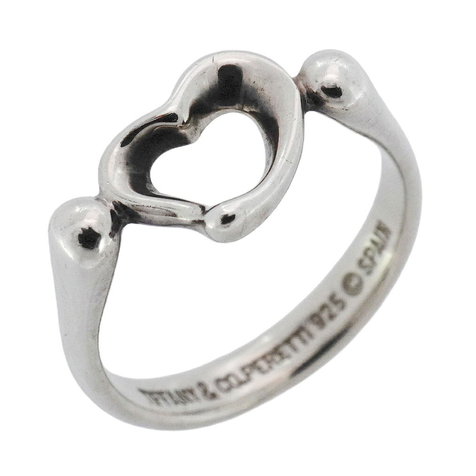 925 Tiffany Band Ring Silver: 925 Tiffany Band Ring Silver This listing features 925 Tiffany Band Ring Silver. Item specifics are provided below. Item Specifics: Brand: Tiffany Type: Band Ring Gender: Women Material: Silver 925