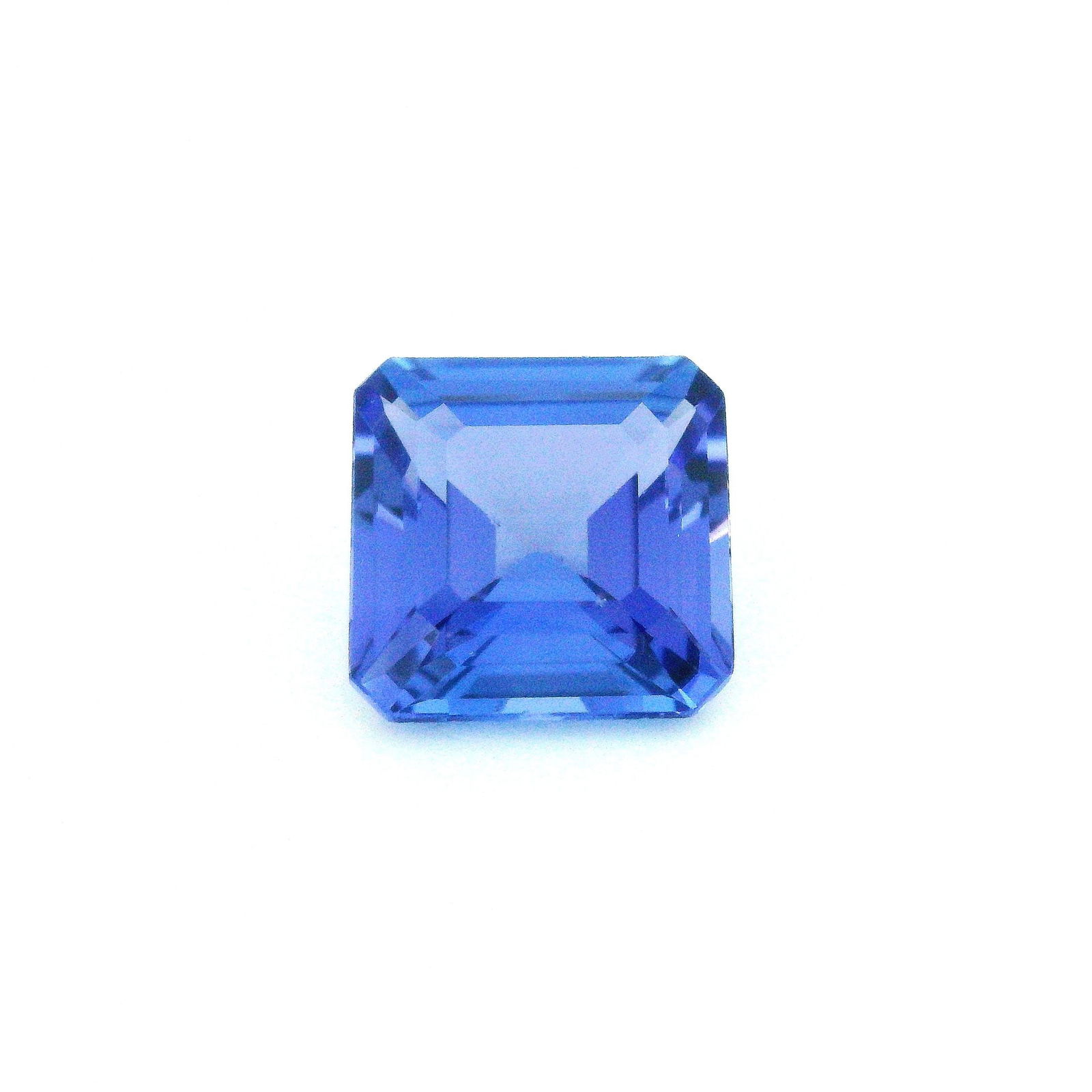 Loose Tanzanite Gemstone - GSI Octagonal 3.28ct Blue EC: Loose Tanzanite Gemstone - GSI Octagonal 3.28ct Blue EC This listing features Loose Tanzanite Gemstone - GSI Octagonal 3.28ct Blue EC. Item specifics are provided below. Item Specifics: Type: