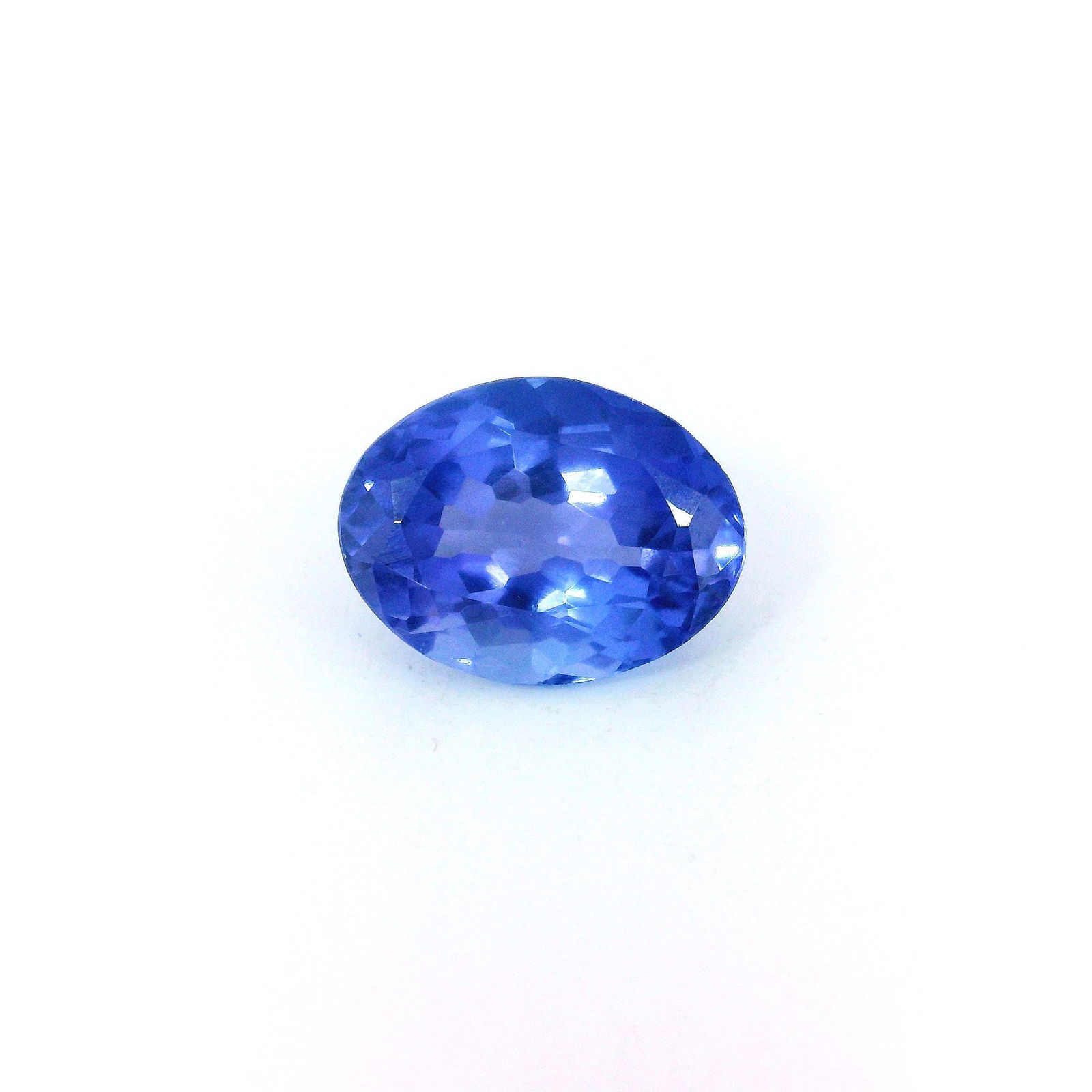 Loose Tanzanite Gemstone - GSI Oval 2.02ct Blue EC: Loose Tanzanite Gemstone - GSI Oval 2.02ct Blue EC This listing features Loose Tanzanite Gemstone - GSI Oval 2.02ct Blue EC. Item specifics are provided below. Item Specifics: Type: Tanzanite Carat: 2