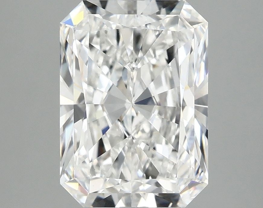 Loose Lab Diamond - IGI Radiant 3.06ct E VVS2: Loose Lab Diamond - IGI Radiant 3.06ct E VVS2 This listing features Loose Lab Diamond - IGI Radiant 3.06ct E VVS2. Item specifics are provided below. Item Specifics: Source: This Is A Real Diamond
