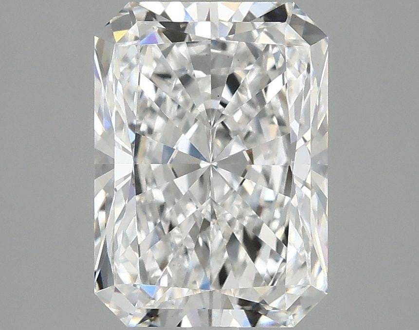 Loose Lab Diamond - IGI Radiant 3.03ct E VS1: Loose Lab Diamond - IGI Radiant 3.03ct E VS1 This listing features Loose Lab Diamond - IGI Radiant 3.03ct E VS1. Item specifics are provided below. Item Specifics: Source: This Is A Real Diamond Grown