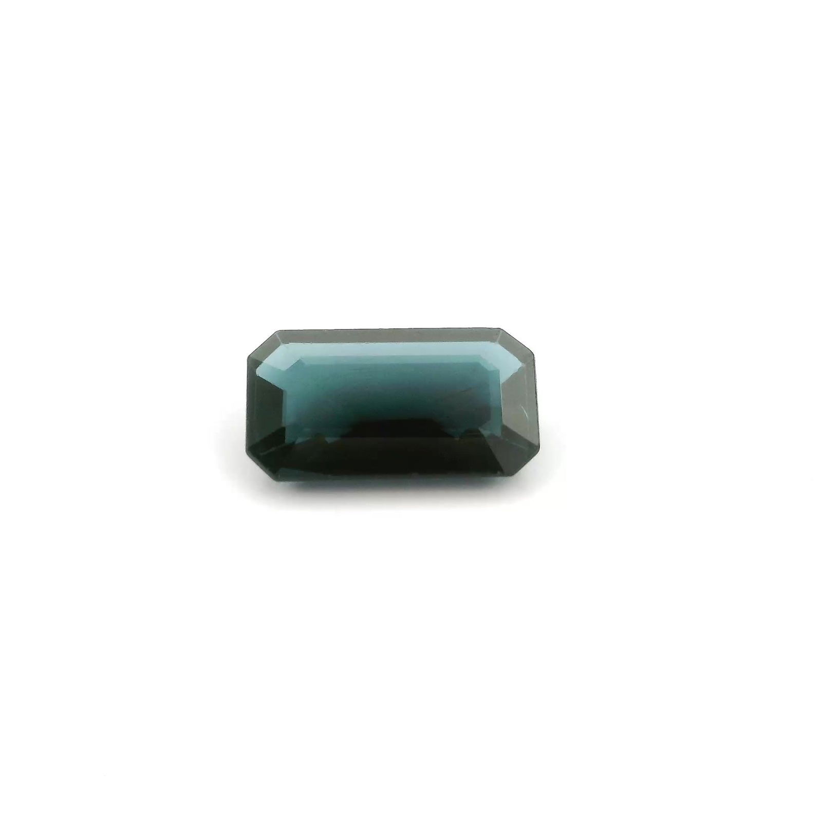 Loose Sapphire Gemstone - GSI Octagonal 1.31ct Blue SI: Loose Sapphire Gemstone - GSI Octagonal 1.31ct Blue SI This listing features Loose Sapphire Gemstone - GSI Octagonal 1.31ct Blue SI. Item specifics are provided below. Item Specifics: Type: Sapphire C