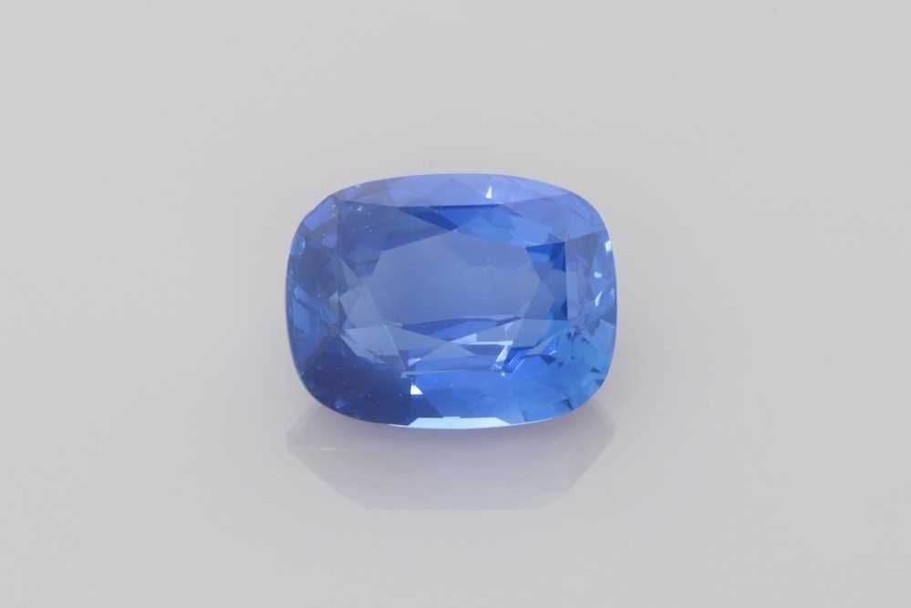 Loose Sapphire Gemstone - Cushion 2.26ct Blue EC: Loose Sapphire Gemstone - Cushion 2.26ct Blue EC This listing features Loose Sapphire Gemstone - Cushion 2.26ct Blue EC. Item specifics are provided below. Item Specifics: Type: Sapphire Carat: 2.26 C
