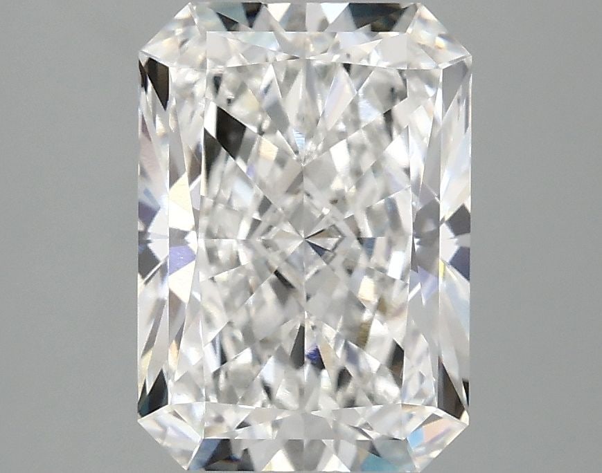 Loose Lab Diamond - IGI Radiant 3.03ct E VVS2: Loose Lab Diamond - IGI Radiant 3.03ct E VVS2 This listing features Loose Lab Diamond - IGI Radiant 3.03ct E VVS2. Item specifics are provided below. Item Specifics: Source: This Is A Real Diamond Gro