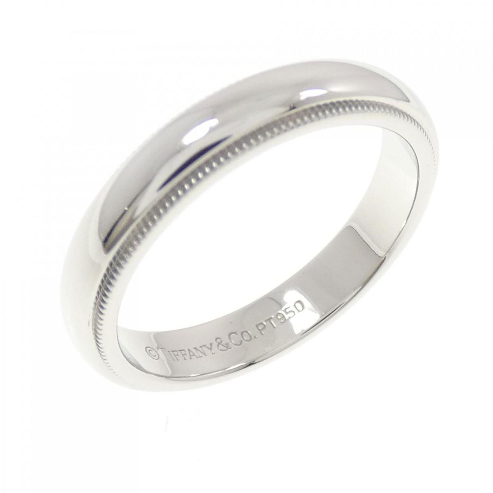 950 Tiffany Band Ring Platinum: 950 Tiffany Band Ring Platinum This listing features 950 Tiffany Band Ring Platinum. Item specifics are provided below. Item Specifics: Brand: Tiffany Type: Band Ring Gender: Women Material: Platinum