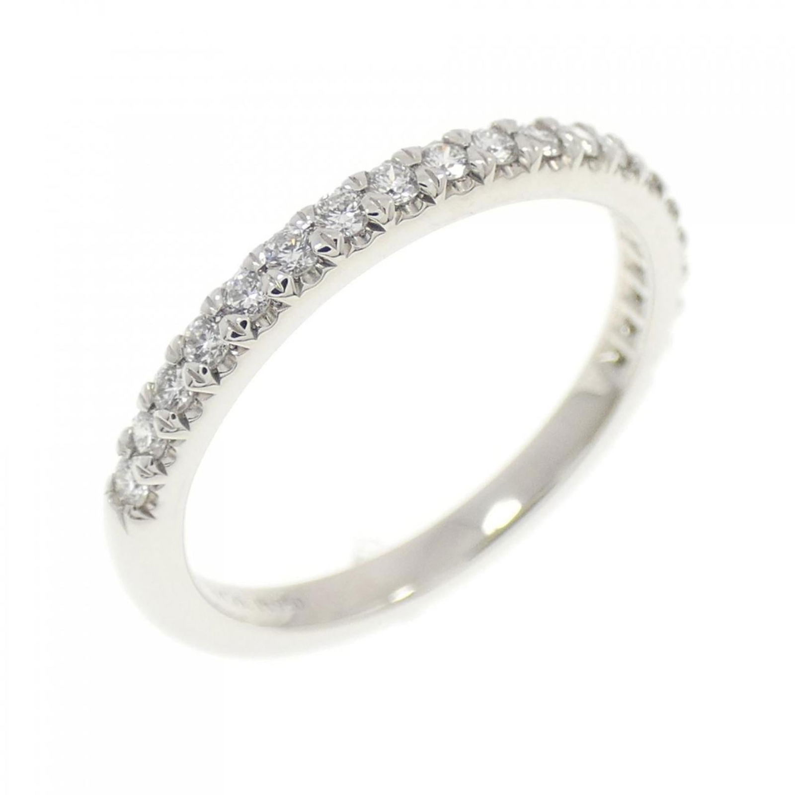 950 Tiffany Band Ring Platinum: 950 Tiffany Band Ring Platinum This listing features 950 Tiffany Band Ring Platinum. Item specifics are provided below. Item Specifics: Brand: Tiffany Type: Band Ring Gender: Women Color: Platinum Mat