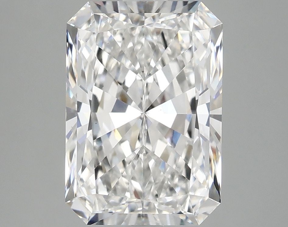Loose Lab Diamond - IGI Radiant 3.03ct E VS1: Loose Lab Diamond - IGI Radiant 3.03ct E VS1 This listing features Loose Lab Diamond - IGI Radiant 3.03ct E VS1. Item specifics are provided below. Item Specifics: Source: This Is A Real Diamond Grown