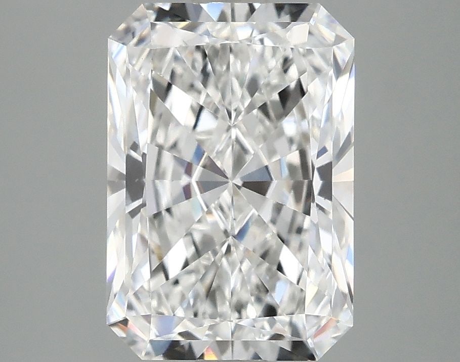 Loose Lab Diamond - IGI Radiant 3.06ct E VS1: Loose Lab Diamond - IGI Radiant 3.06ct E VS1 This listing features Loose Lab Diamond - IGI Radiant 3.06ct E VS1. Item specifics are provided below. Item Specifics: Source: This Is A Real Diamond Grown