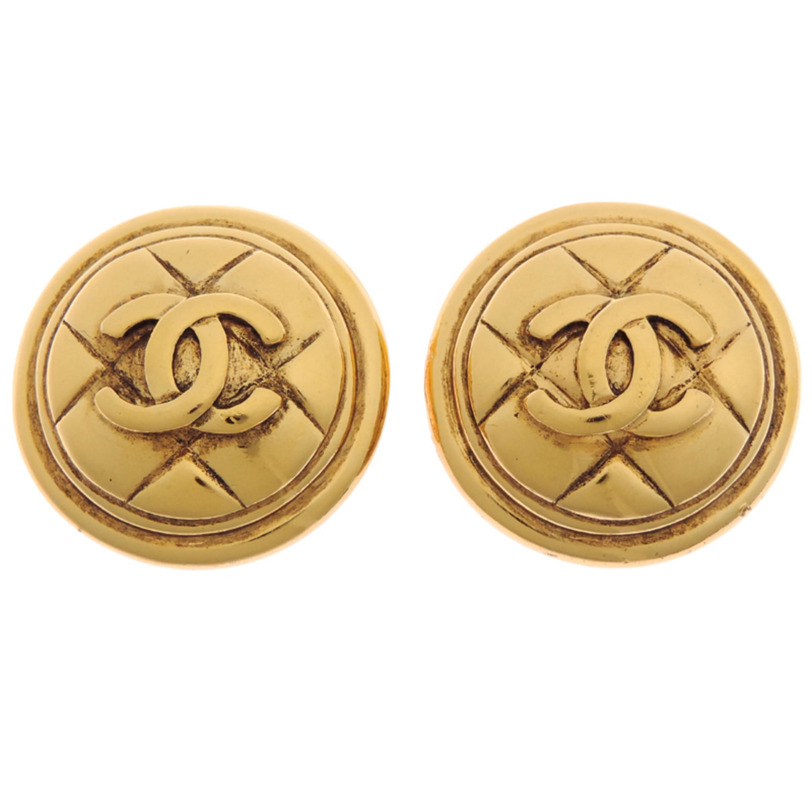 Plating Chanel Clip Earrings Gold: Plating Chanel Clip Earrings Gold This listing features Plating Chanel Clip Earrings Gold. Item specifics are provided below. Item Specifics: Brand: Chanel Type: Clip Earrings Gender: Women Material: