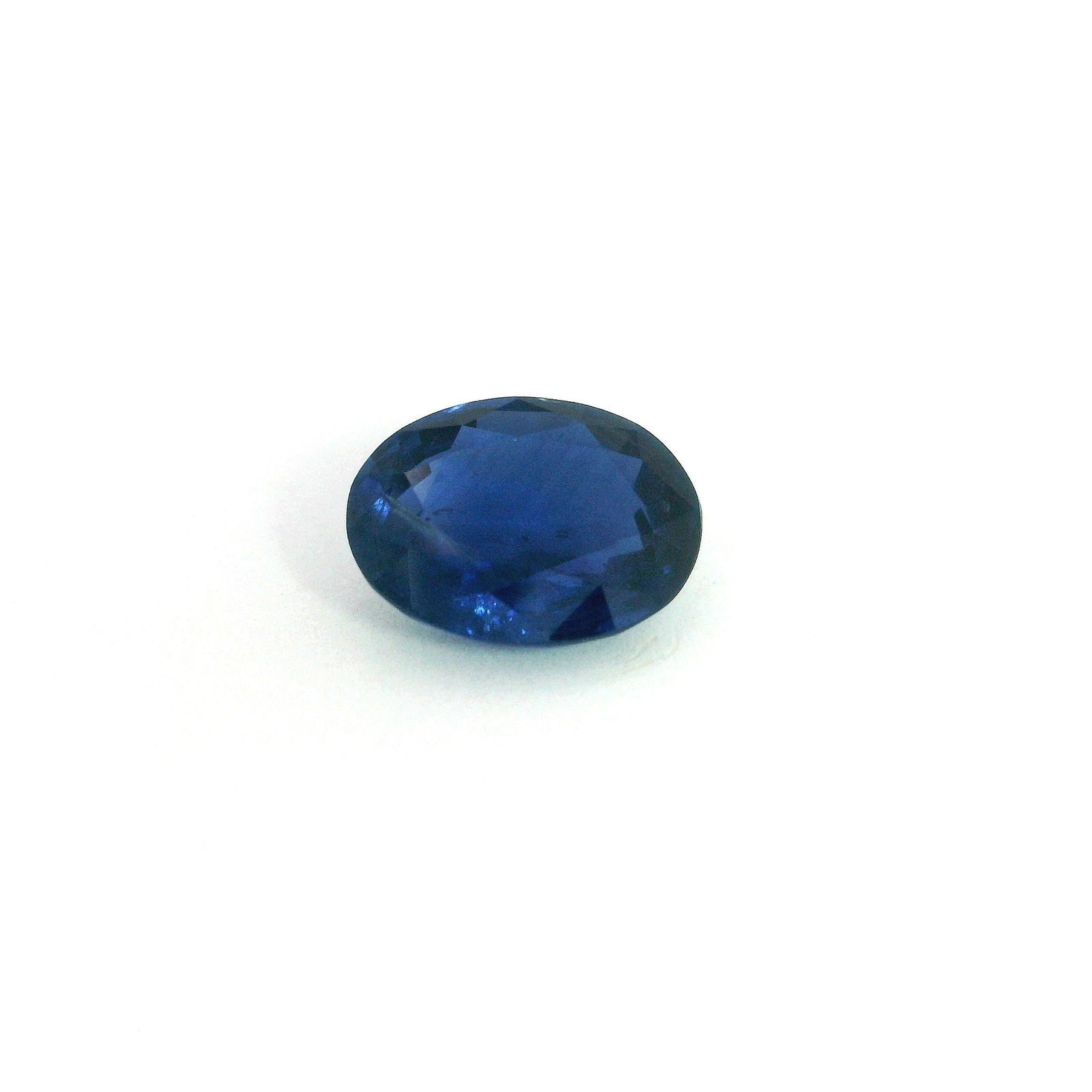 Loose Sapphire Gemstone - GSI Oval 1.9ct Blue SI: Loose Sapphire Gemstone - GSI Oval 1.9ct Blue SI This listing features Loose Sapphire Gemstone - GSI Oval 1.9ct Blue SI. Item specifics are provided below. Item Specifics: Type: Sapphire Carat: 1.9
