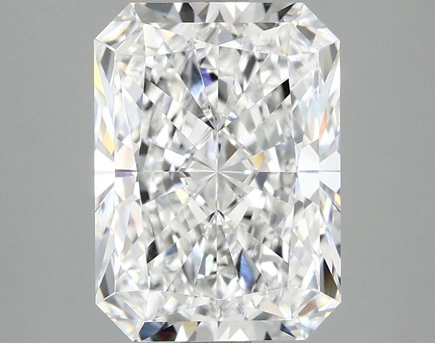 Loose Lab Diamond - IGI Radiant 3.08ct D VVS2: Loose Lab Diamond - IGI Radiant 3.08ct D VVS2 This listing features Loose Lab Diamond - IGI Radiant 3.08ct D VVS2. Item specifics are provided below. Item Specifics: Source: This Is A Real Diamond