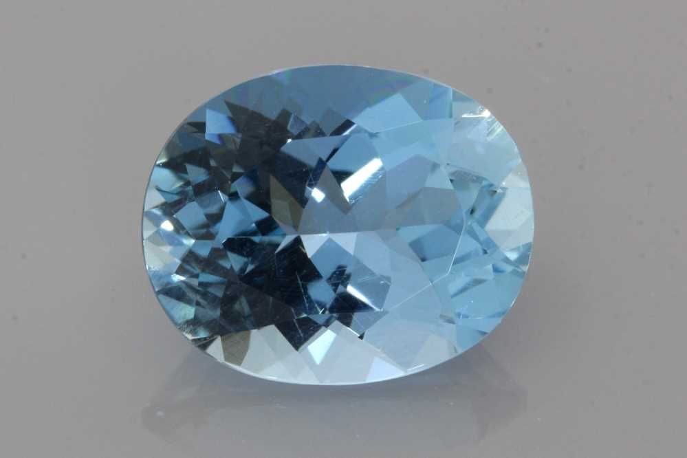 Loose Aquamarine Gemstone - Oval 3.86ct Blue EC: Loose Aquamarine Gemstone - Oval 3.86ct Blue EC This listing features Loose Aquamarine Gemstone - Oval 3.86ct Blue EC. Item specifics are provided below. Item Specifics: Type: Aquamarine Carat: 3.86 C